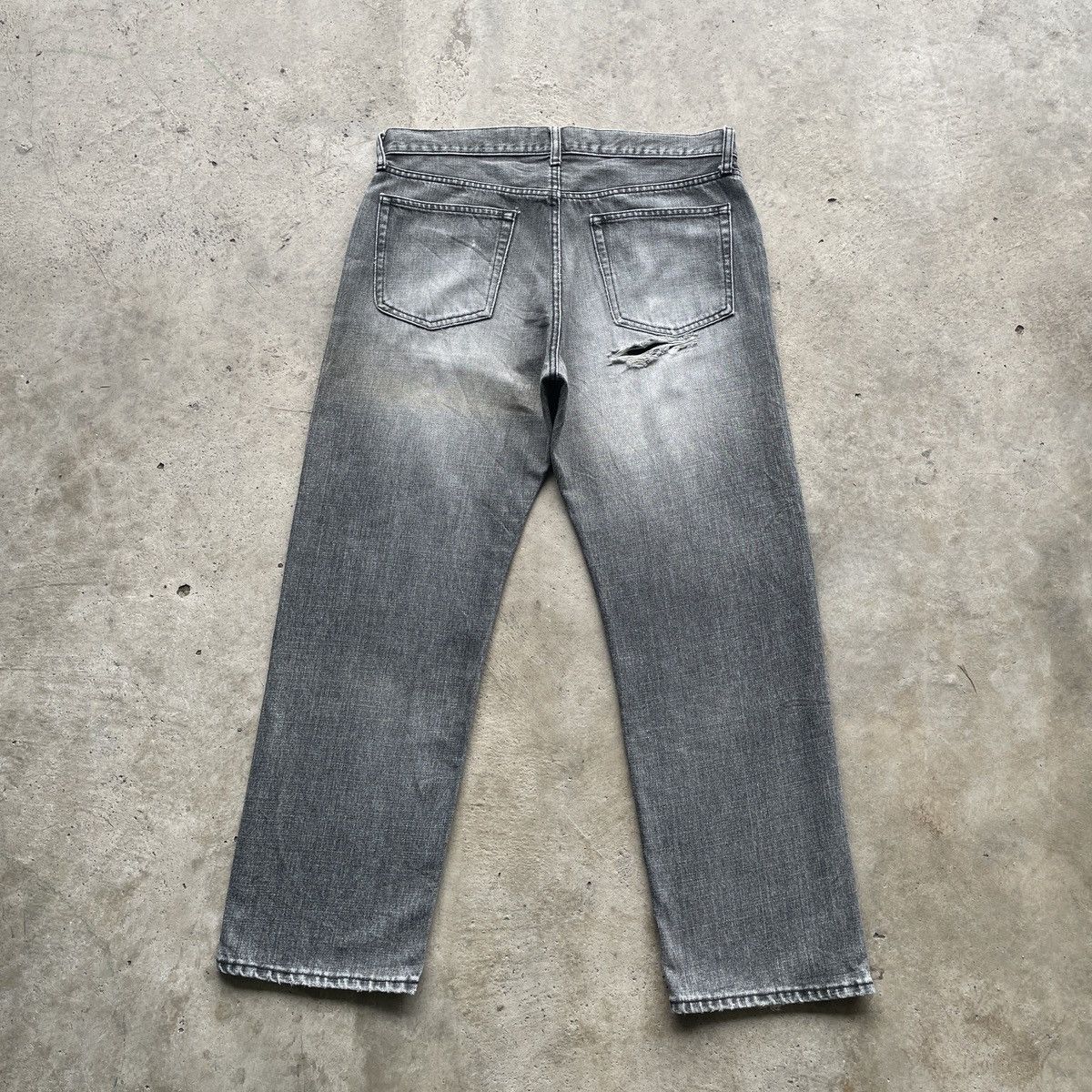 Japanese Brand × Jean × Vintage W34 Vintage Japanese Faded Black Distressed Jeans Pants Size US 34 / EU 50 - 1 Thumbnail