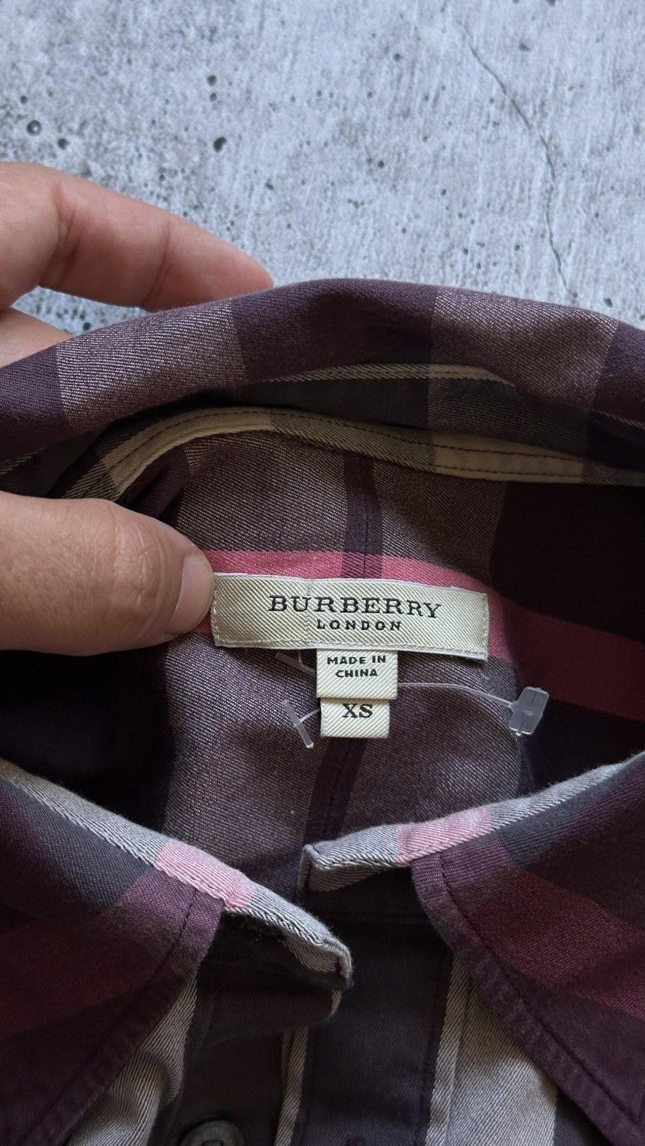 Burberry Women's Burberry London Vintage Nova Check Button Up Shirt Size XS / US 0-2 / IT 36-38 - 8 Thumbnail