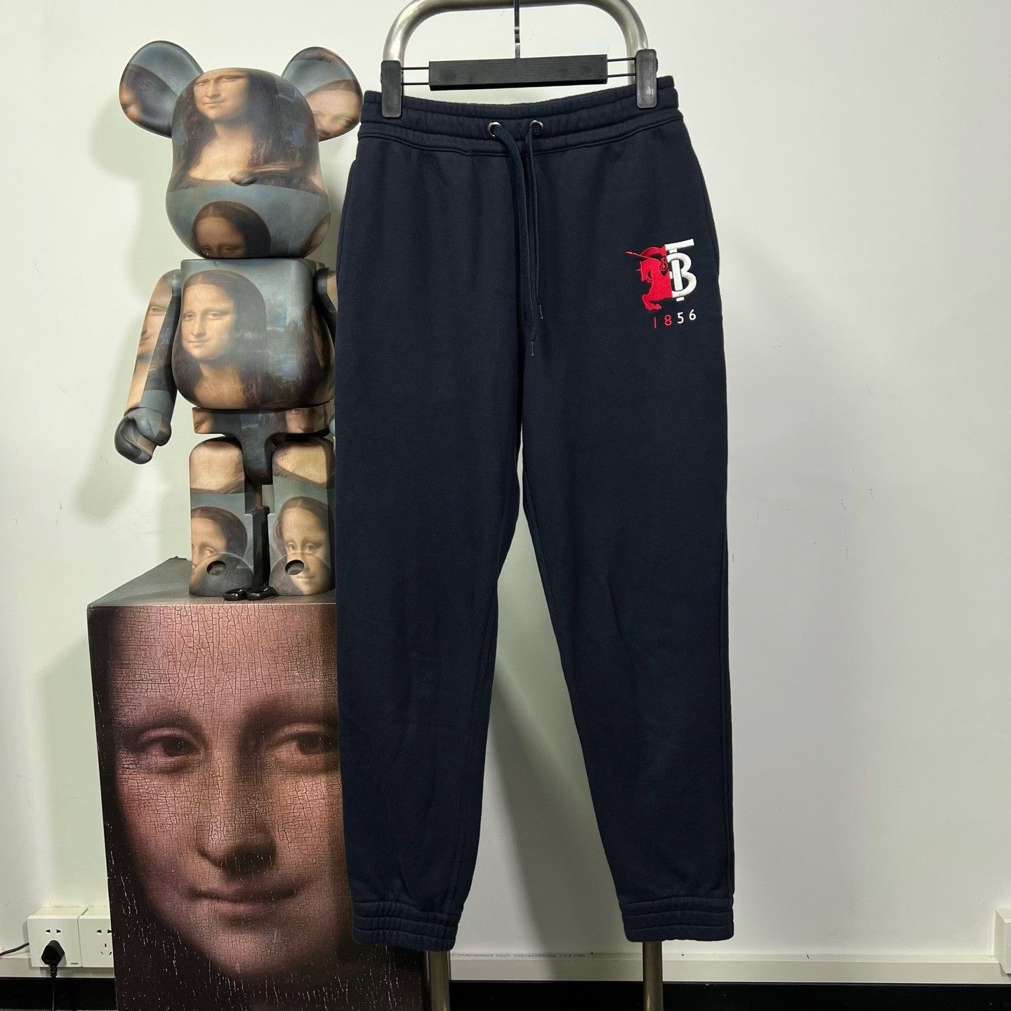 Burberry Burberry Embroidered Casual Pants 28 Men Size US 28 / EU 44 - 1 Thumbnail
