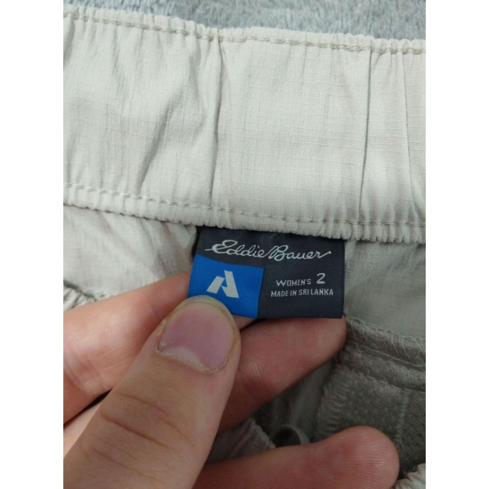 Eddie Bauer Eddie Bauer Womens Pants Beige Cargo Hiking Outdoor Size 2 Size 26" / US 2 / IT 38 - 7 Thumbnail