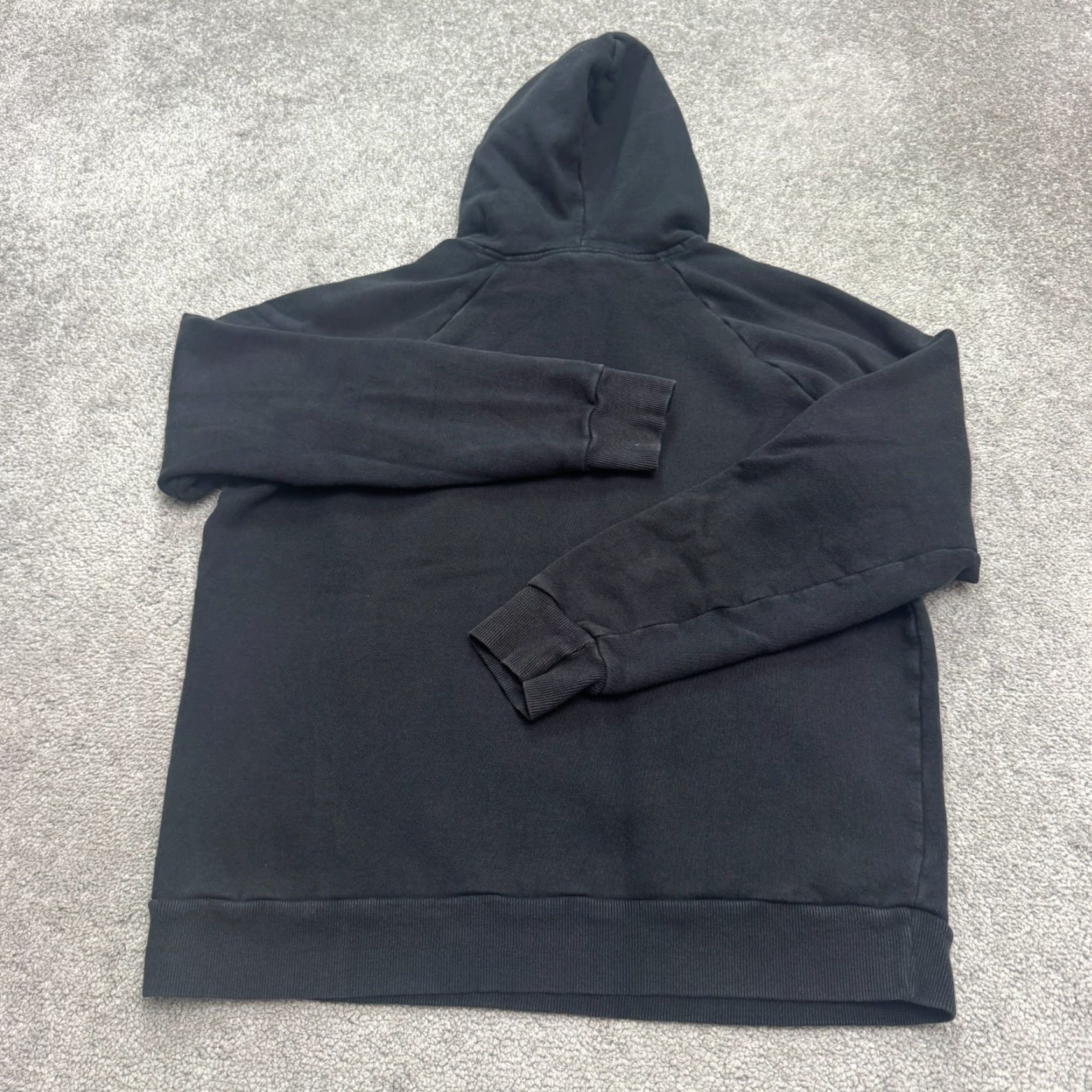 Under Armour Under Armour Hooded Pullover Hoodie Mens M Black Casualwear Activewear Streetwear Everyday fit Size US M / EU 48-50 / 2 - 2 Thumbnail