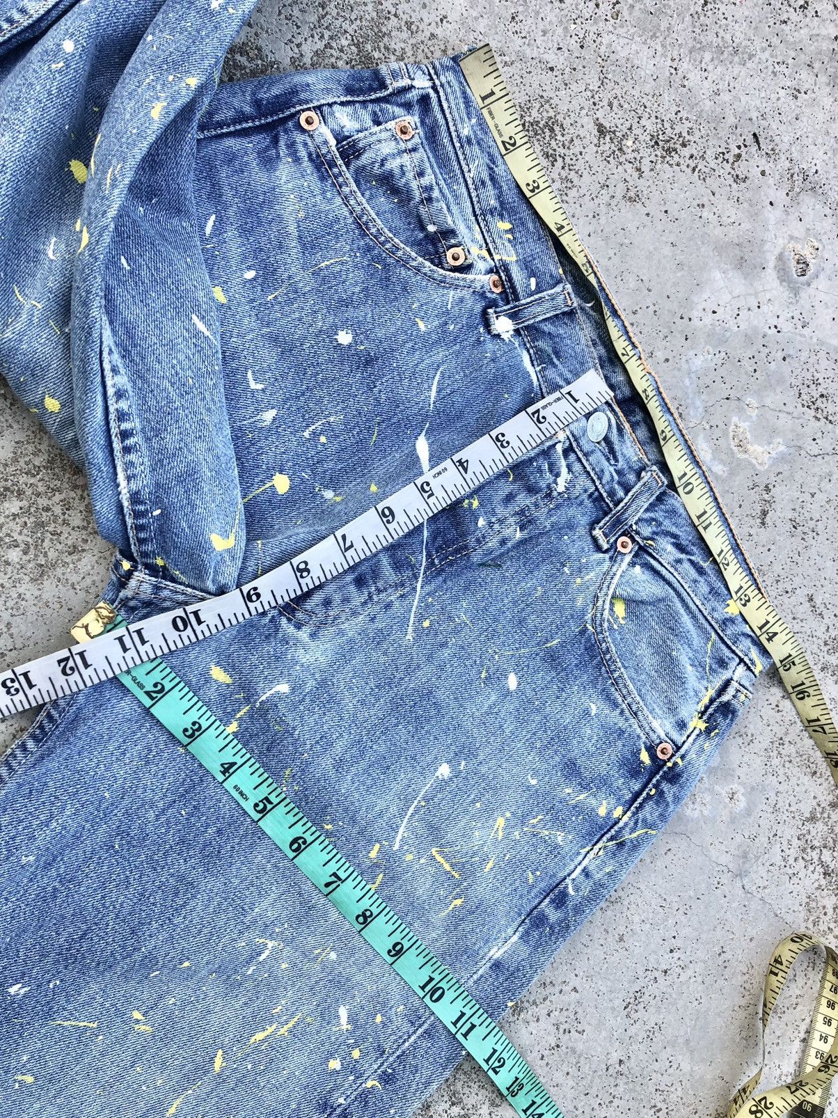 Levi's SPLATTERED PAINT LEVIS 501 JEANS Size US 29 - 15 Thumbnail