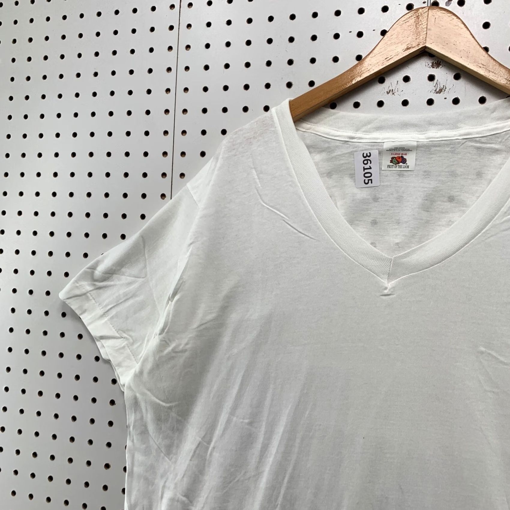 Fruit Of The Loom VINTAGE Fruit of the Loom Shirt Mens XL White V Neck Single Stitch NEW Size US XL / EU 56 / 4 - 7 Thumbnail