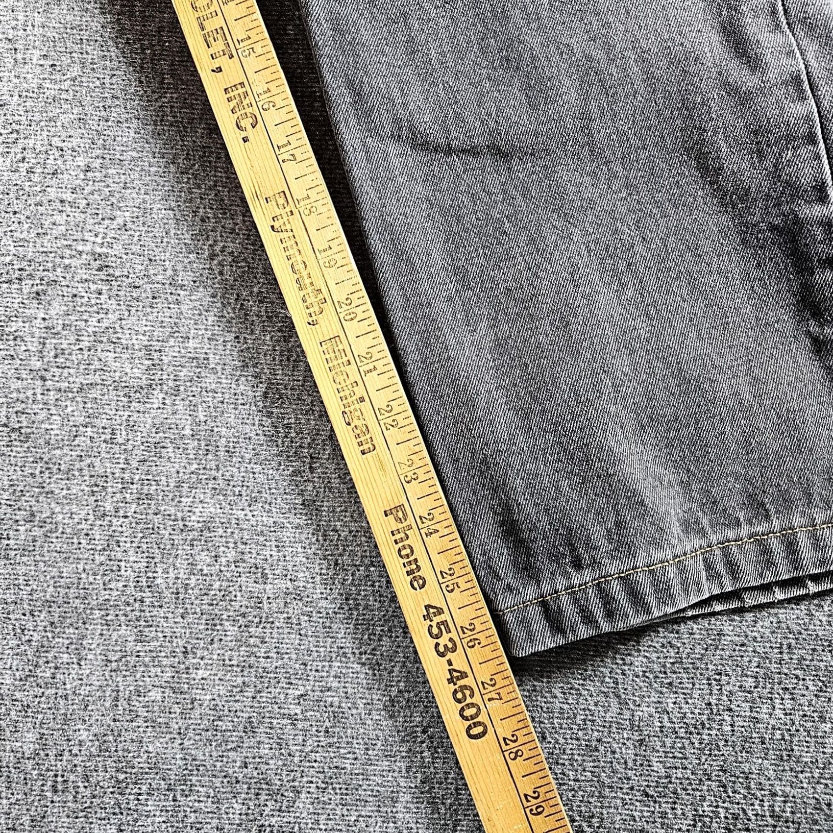 Rocawear Rocawear Jeans Mens 32x27 Black Charcoal Wash Denim Button Relaxed Straight 32 Inseam Waist 32 Button Fly Streetwear Men Size US 32 / EU 48 - 7 Thumbnail