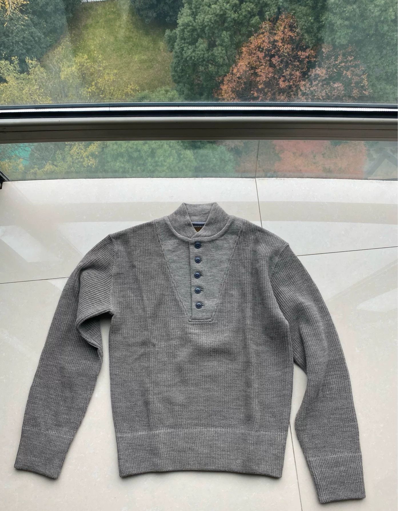 At Last & Co gray wool sweater with button details Size US M / EU 48-50 / 2 - 1 Thumbnail