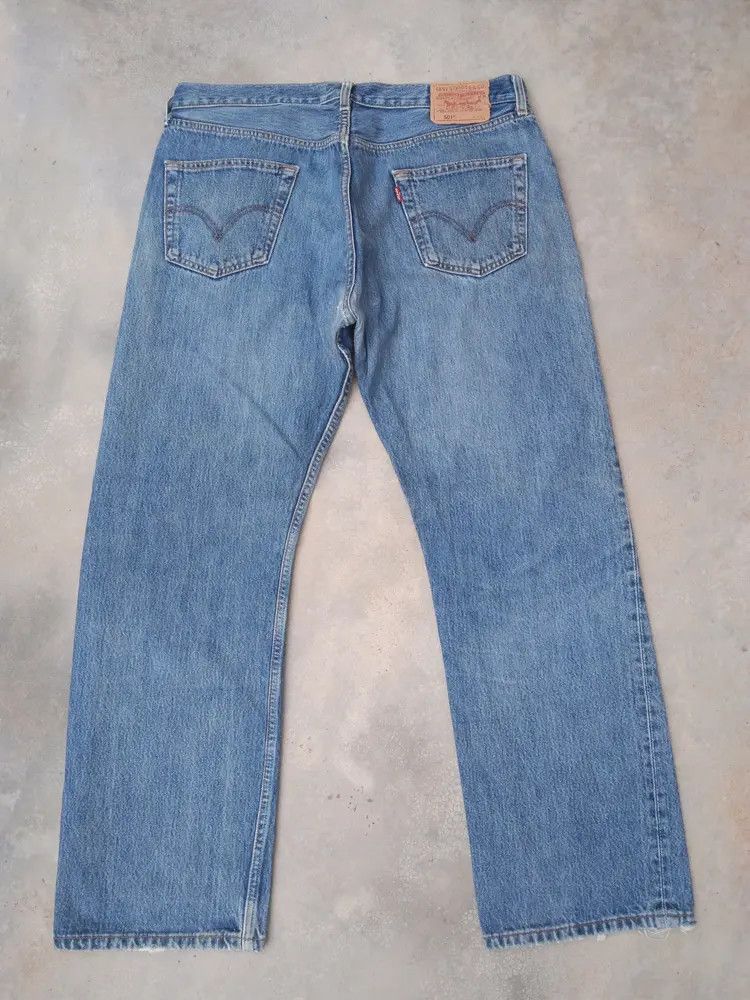 Levi's × Vintage Vintage Levis 501 Straight Leg Distressed Jeans 36x30 Size US 36 / EU 52 - 2 Thumbnail