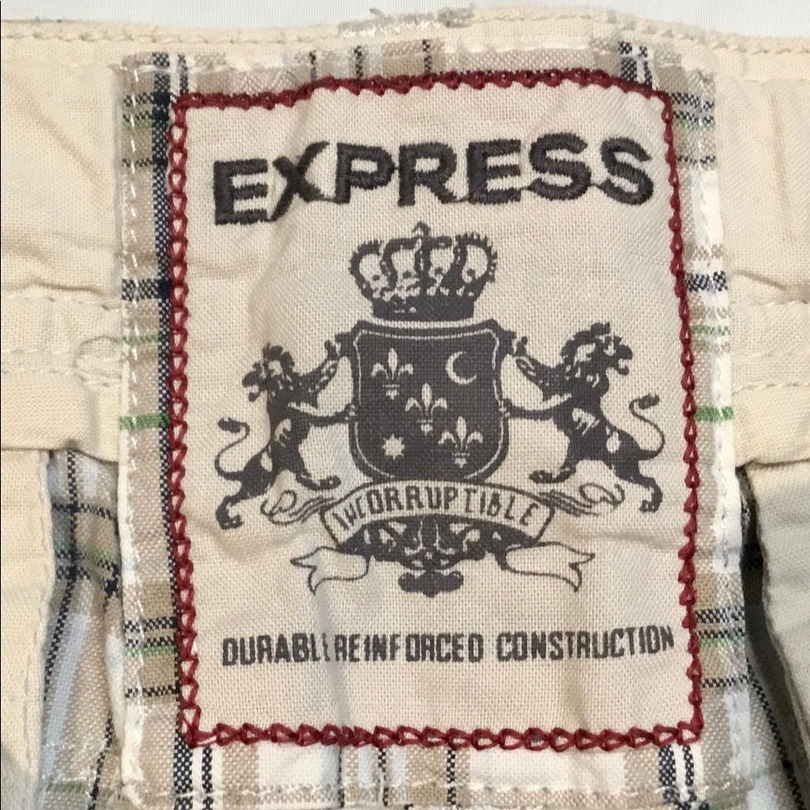 Express Express Men's White Plaid 100% Cotton Chino Cargo Shorts Size US 33 - 2 Thumbnail