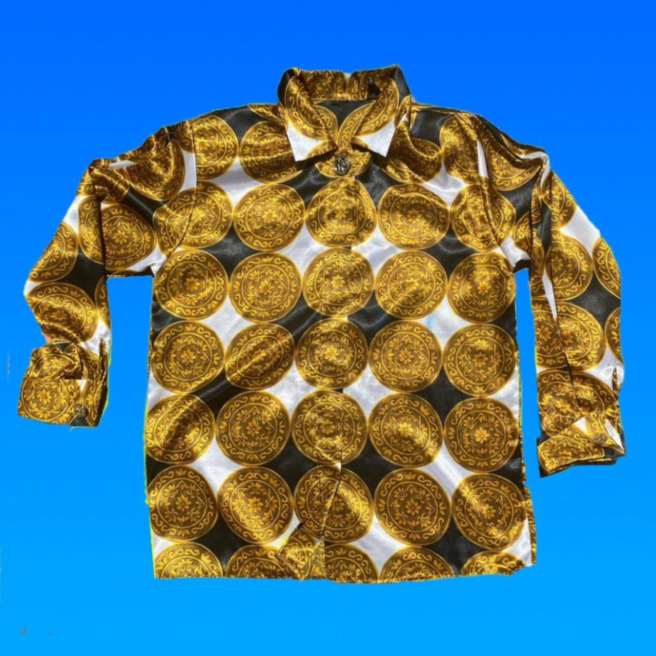 Vintage VINTAGE MEDALLION EUROPEAN STYLE SHIRT Size US M / EU 48-50 / 2 - 1 Thumbnail