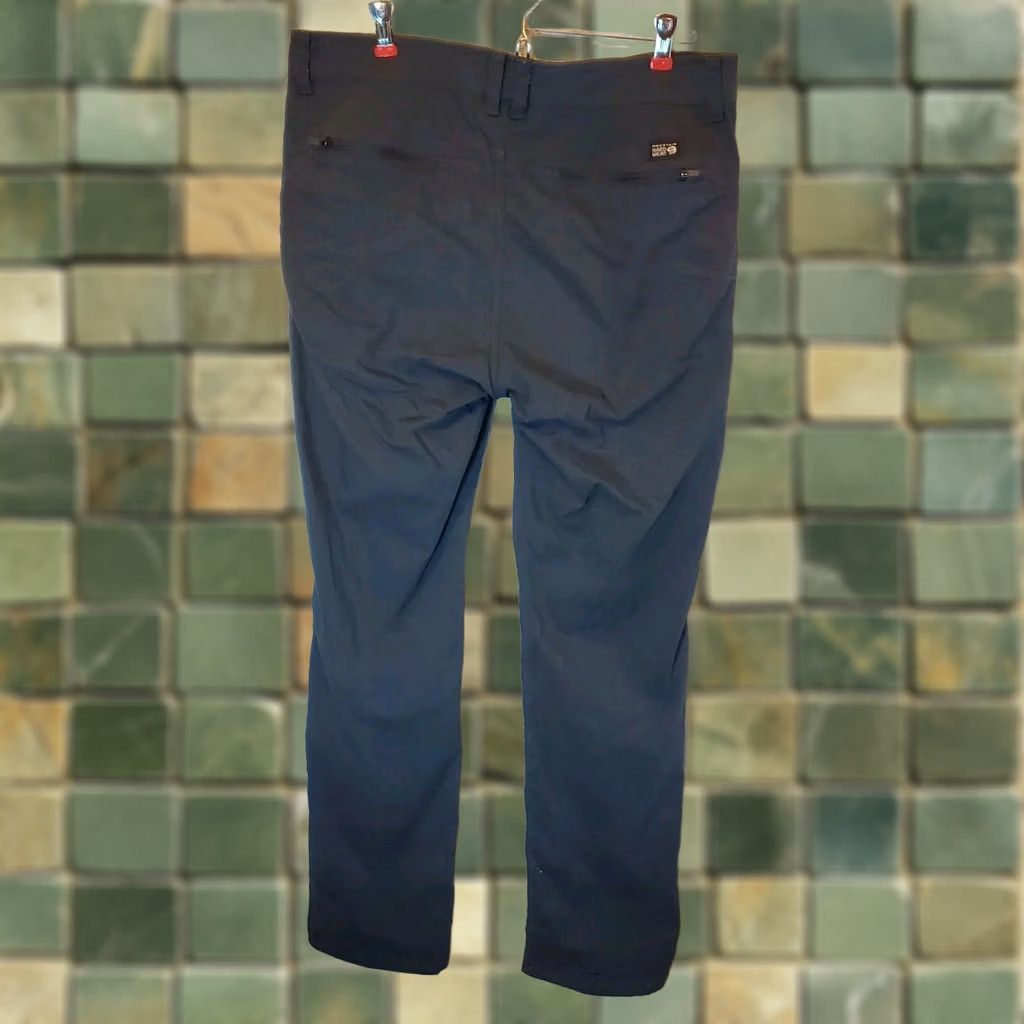 Mountain Hardwear Mountain Hardwear Ridgline Mens Pants Green 32x32 Hiking Casual Workwear Size US 32 / EU 48 - 1 Thumbnail