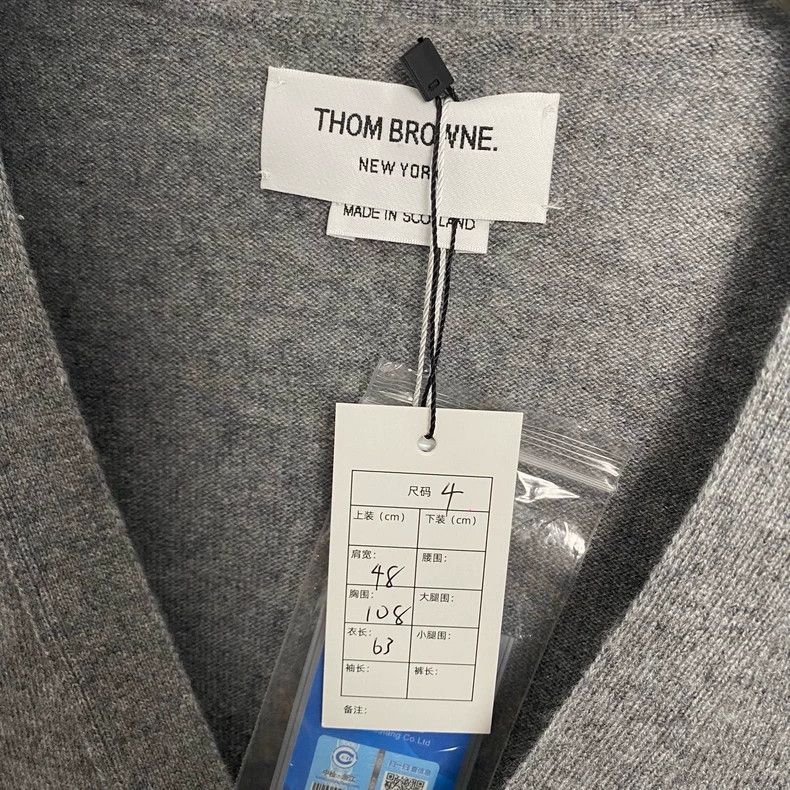 Thom Browne Thom Browne Cashmere cardigan Size US XL / EU 56 / 4 - 2 Thumbnail