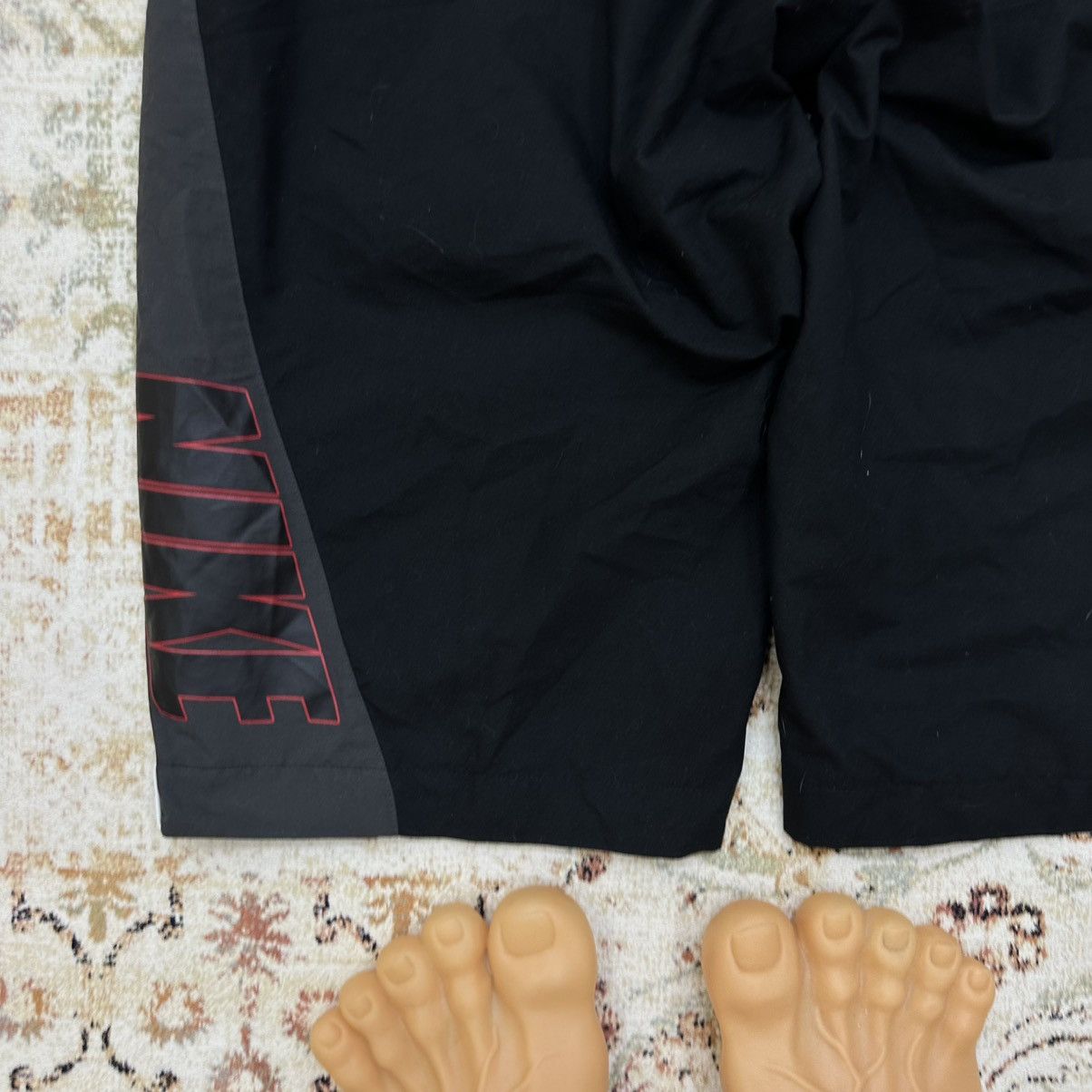 Nike × Vintage Vintage Nike Shorts 1/4 Rap 90s Big Logo Y2K Baggy Size US 35 - 8 Thumbnail