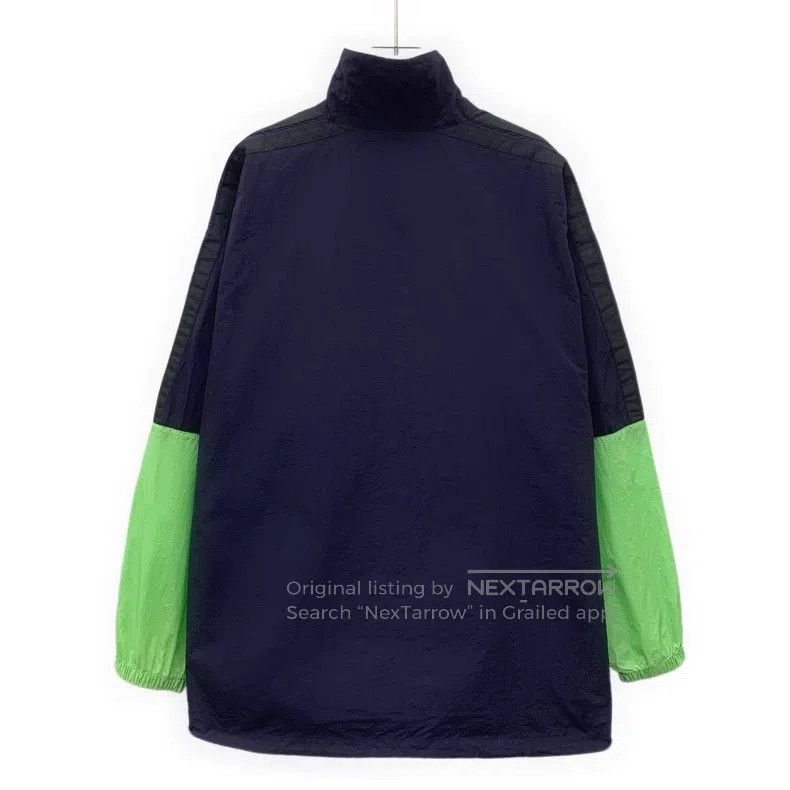 Balenciaga Balenciaga Contrast color logo lettering print stand colla Size XXS / US 00 / IT 34 - 2 Thumbnail