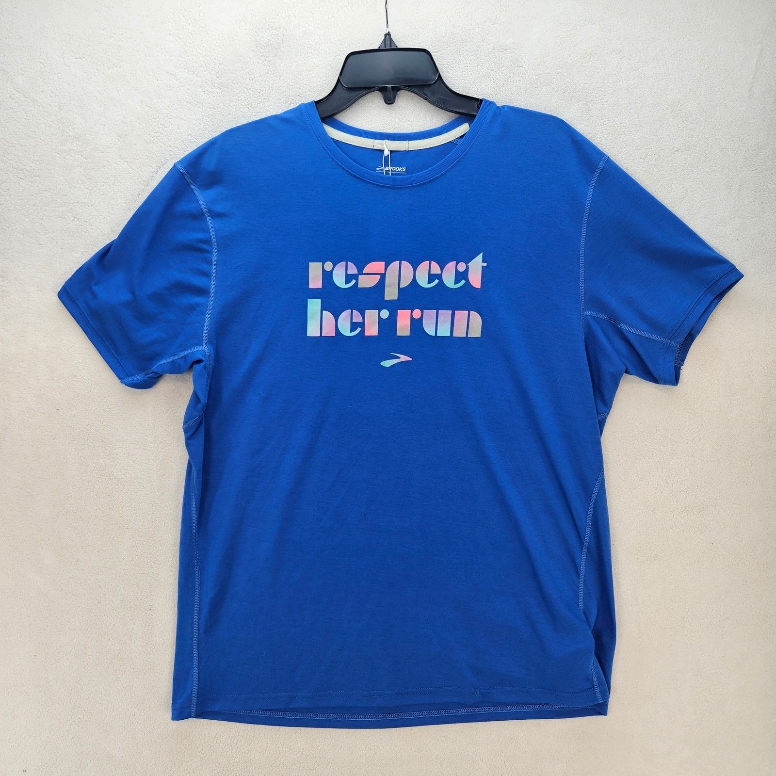 Brooks BROOKS WOMEN'S LARGE DISTANCE GRAPHIC SHORT SLEEVE BLUE TEE Size L / US 10 / IT 46 - 1 Thumbnail