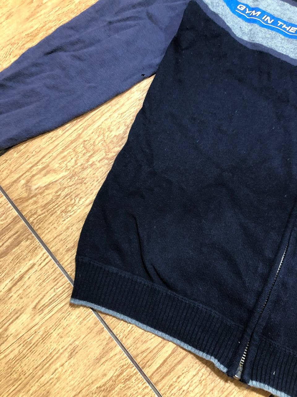Dolce & Gabbana Vintage Dolce & Gabbana Warm Full Zip Sweater Size L Size US L / EU 52-54 / 3 - 16 Thumbnail