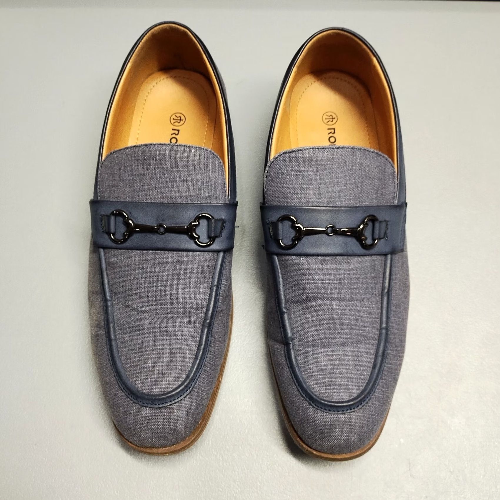 Vintage Romario Mens Size 9 Navy Blue Slip On Loafers Comfort Low Top Round Toe Casual Shoes Size US M / EU 48-50 / 2 - 3 Thumbnail