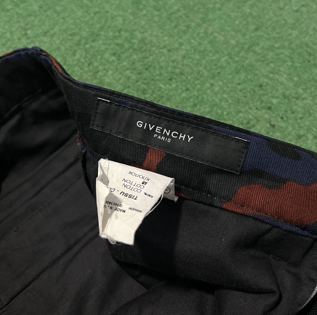 Givenchy Givenchy Camouflage Pants Rare Size US 38 / EU 54 - 6 Thumbnail