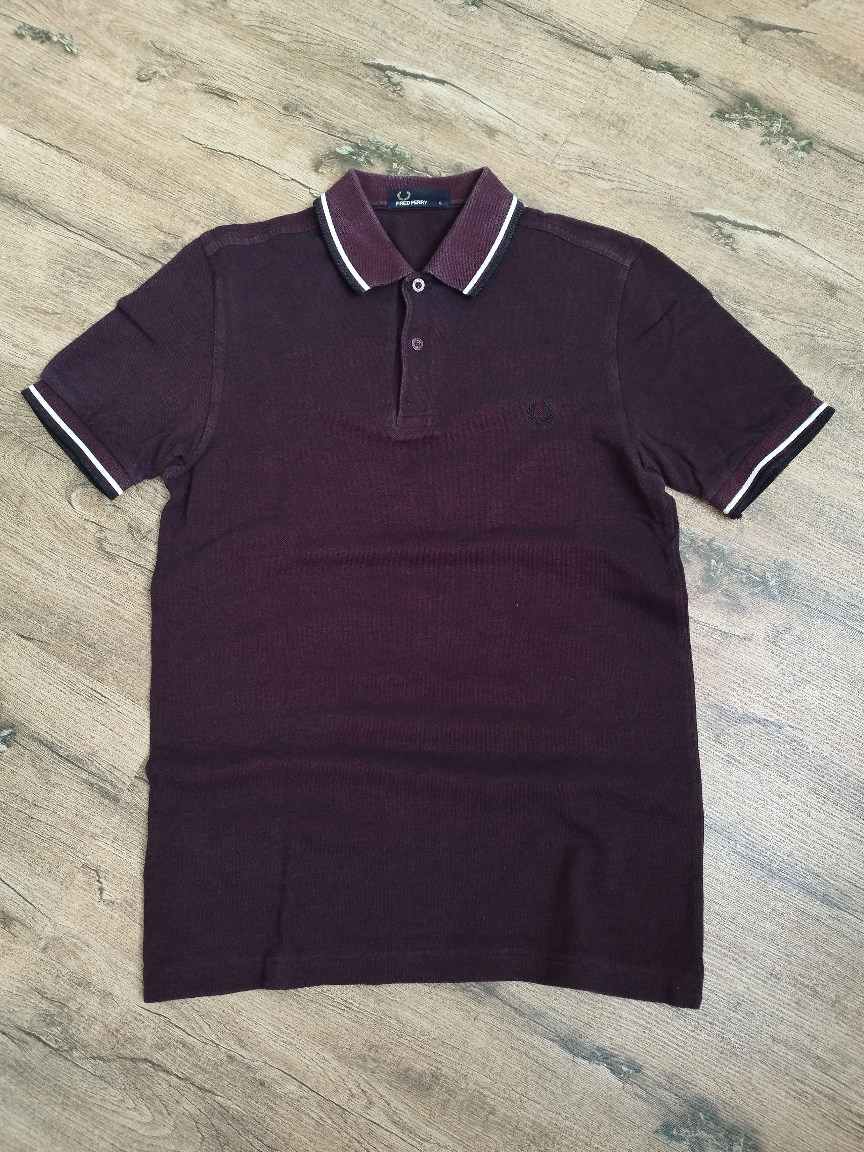 Fred Perry Classic Fred Perry Twin Tipped Polo Shirt - Burgundy Size US S / EU 44-46 / 1 - 1 Thumbnail