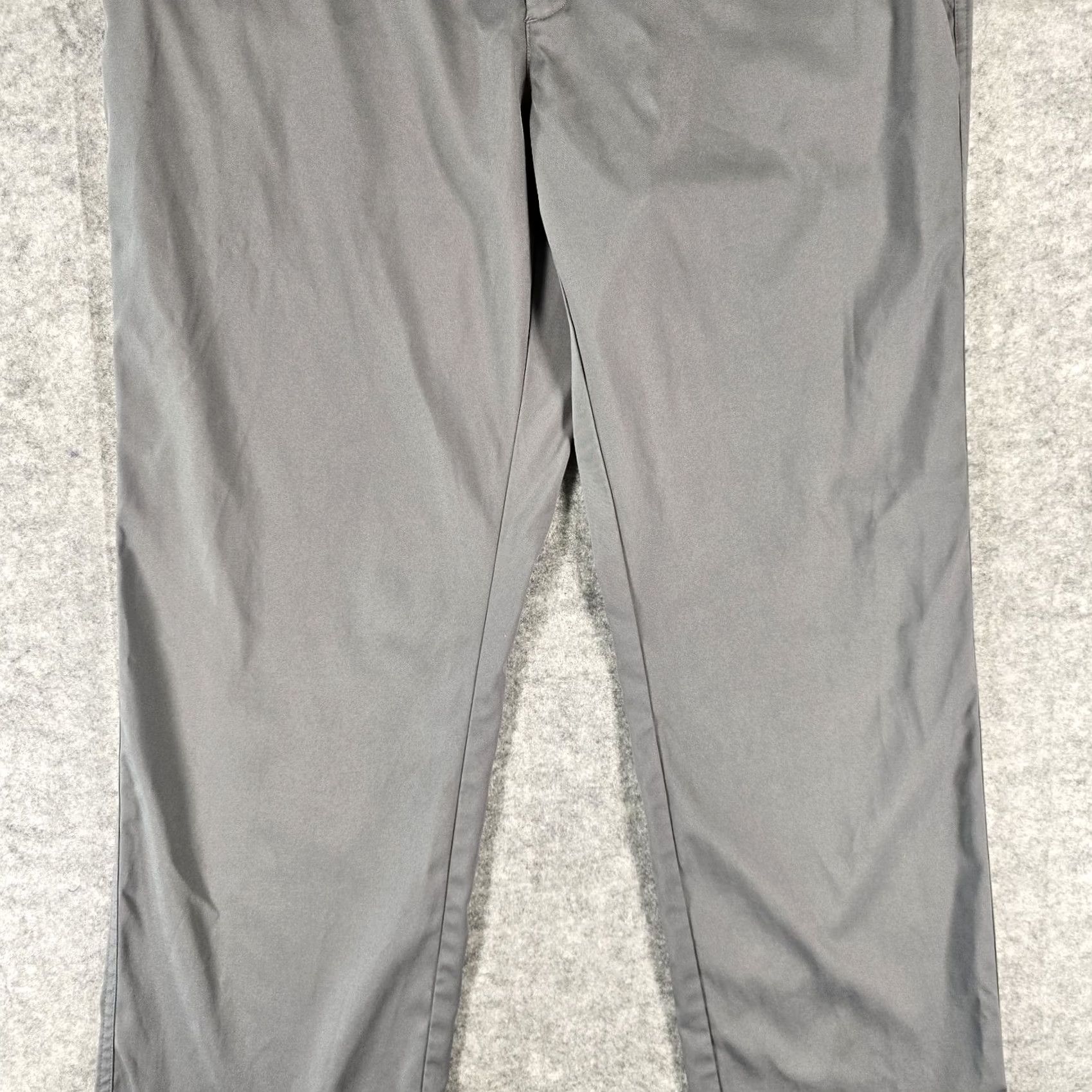 Nike Nike Golf Pants Mens 36x34 Flat Front Chino Gray Lightweight Dri-Fit Size US 36 / EU 52 - 3 Thumbnail