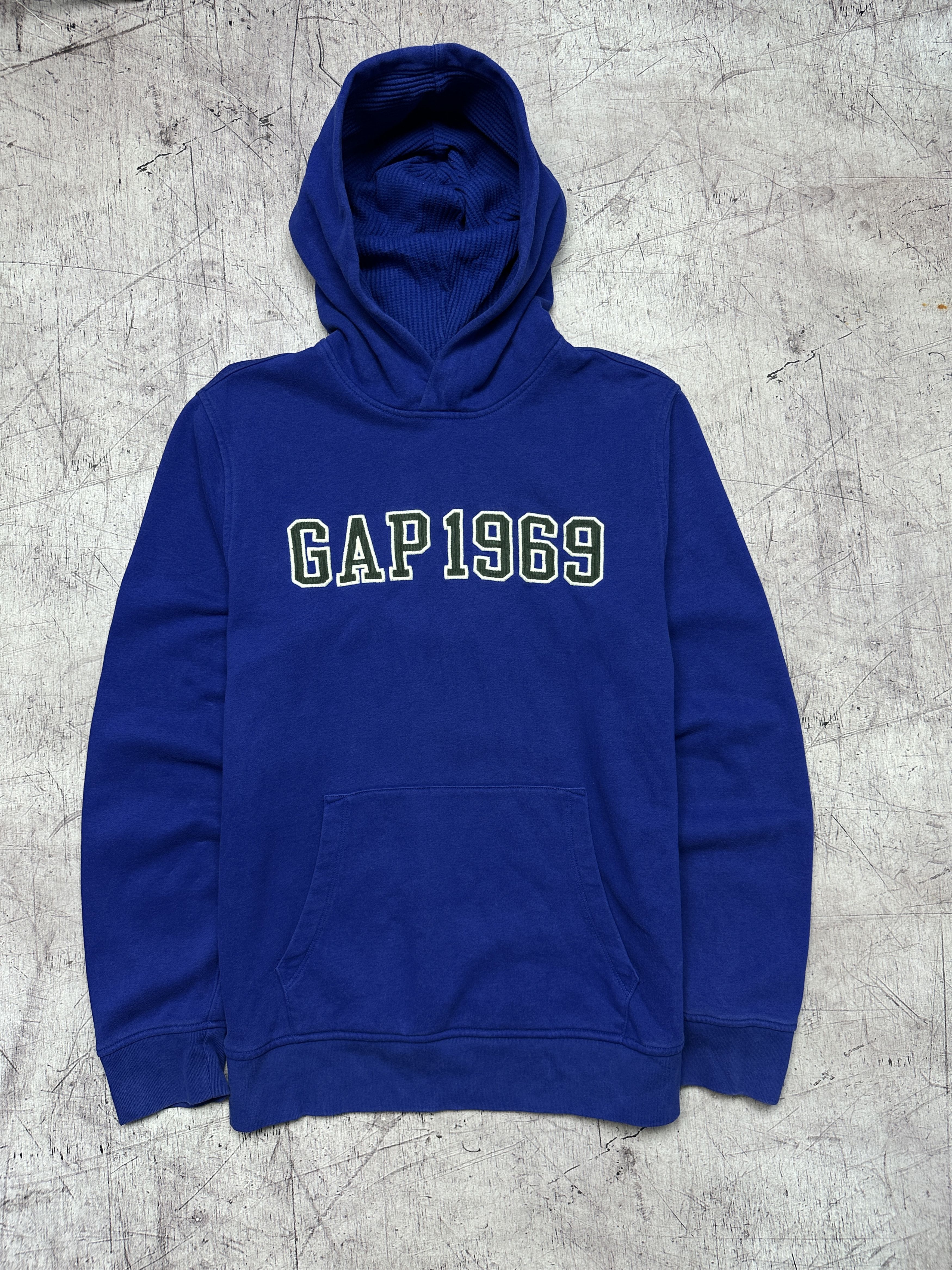 Gap Gap 1969 Vintage Mens Big Logo Hoodie Size US M / EU 48-50 / 2 - 1 Thumbnail