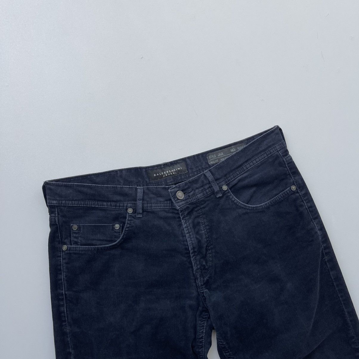 Baldessarini Baldessarini Jeans Jack Regular Fit Stretch Corduroy Pants Size US 35 - 2 Thumbnail