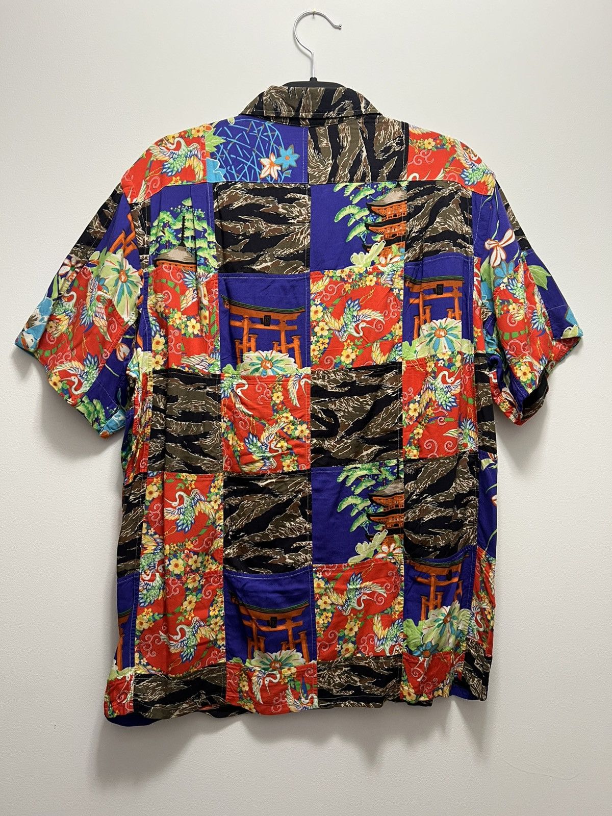 Polo Ralph Lauren × Ralph Lauren Polo Ralph Lauren Tiger Patchwork Rayon Button Down Shirt Size US M / EU 48-50 / 2 - 2 Thumbnail