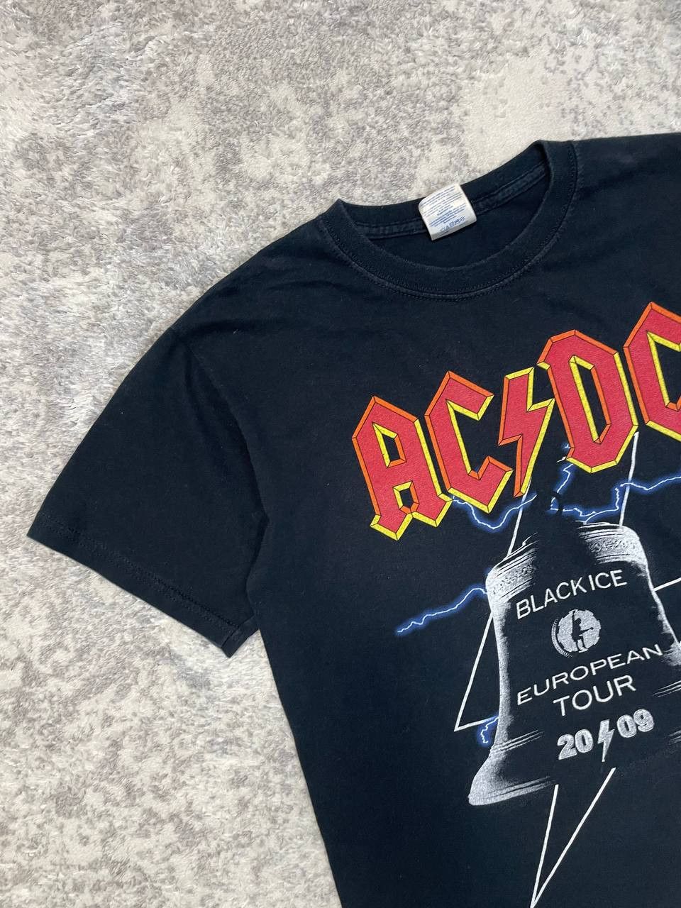 AC/DC Vintage AC/DC 2009 European Tour Black Ice Shirt Concert Size US S / EU 44-46 / 1 - 5 Thumbnail