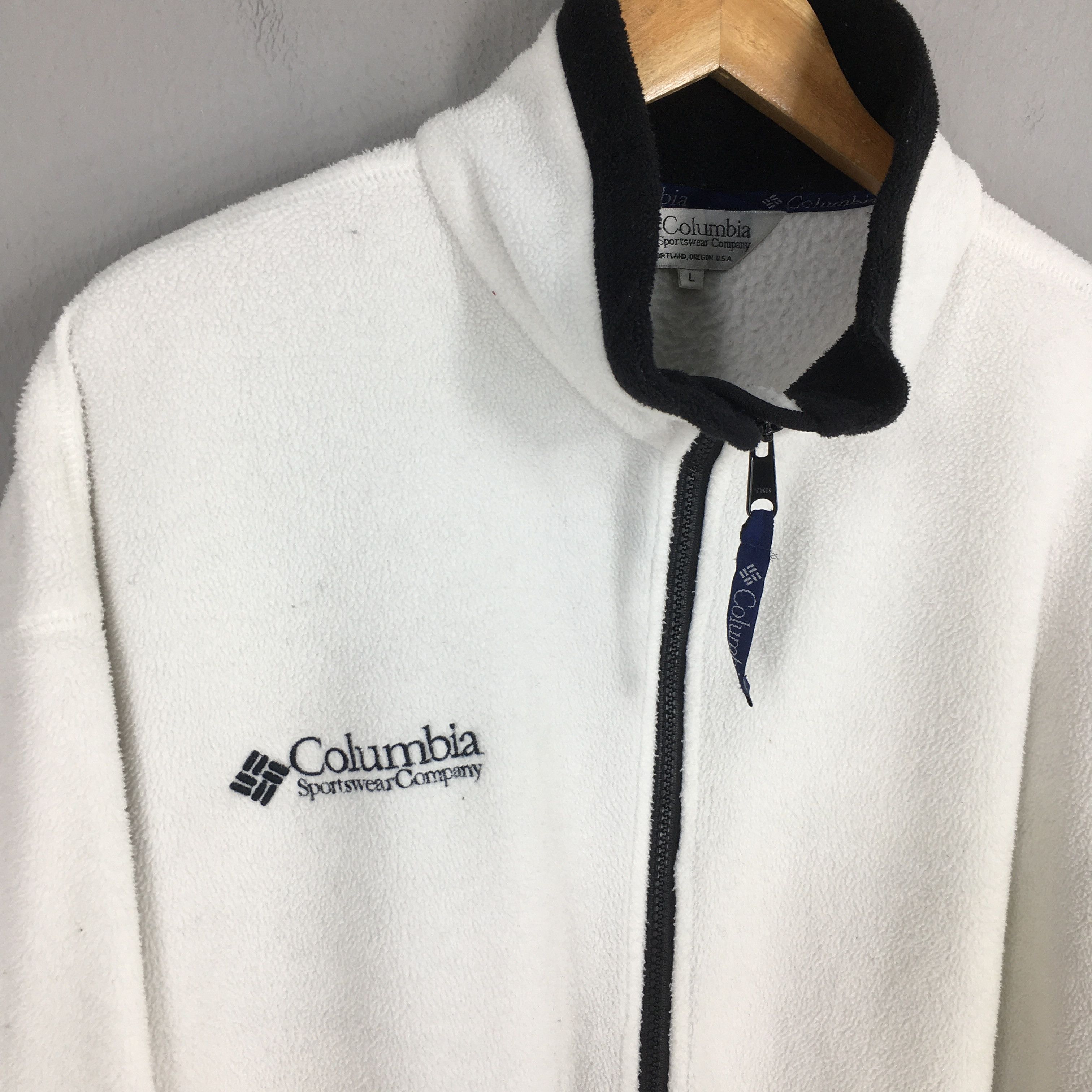 Columbia Vintage Columbia Sportswear Fleece Sweatshirt Large Size US L / EU 52-54 / 3 - 3 Thumbnail