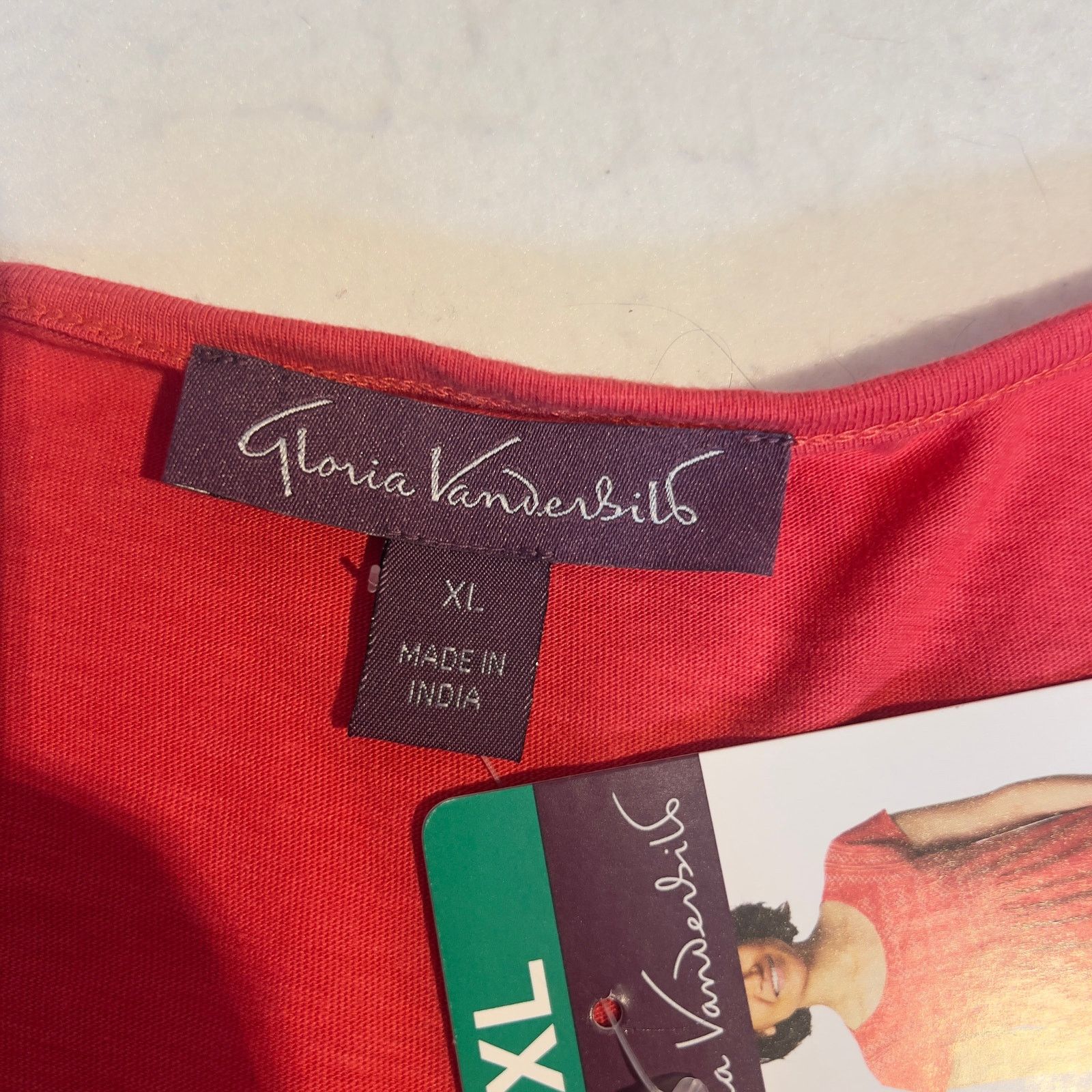 Gloria Vanderbilt Gloria Vanderbilt Scoop Neck Shirt Woman XL NEW Embroidery Size XL / US 12-14 / IT 48-50 - 2 Thumbnail