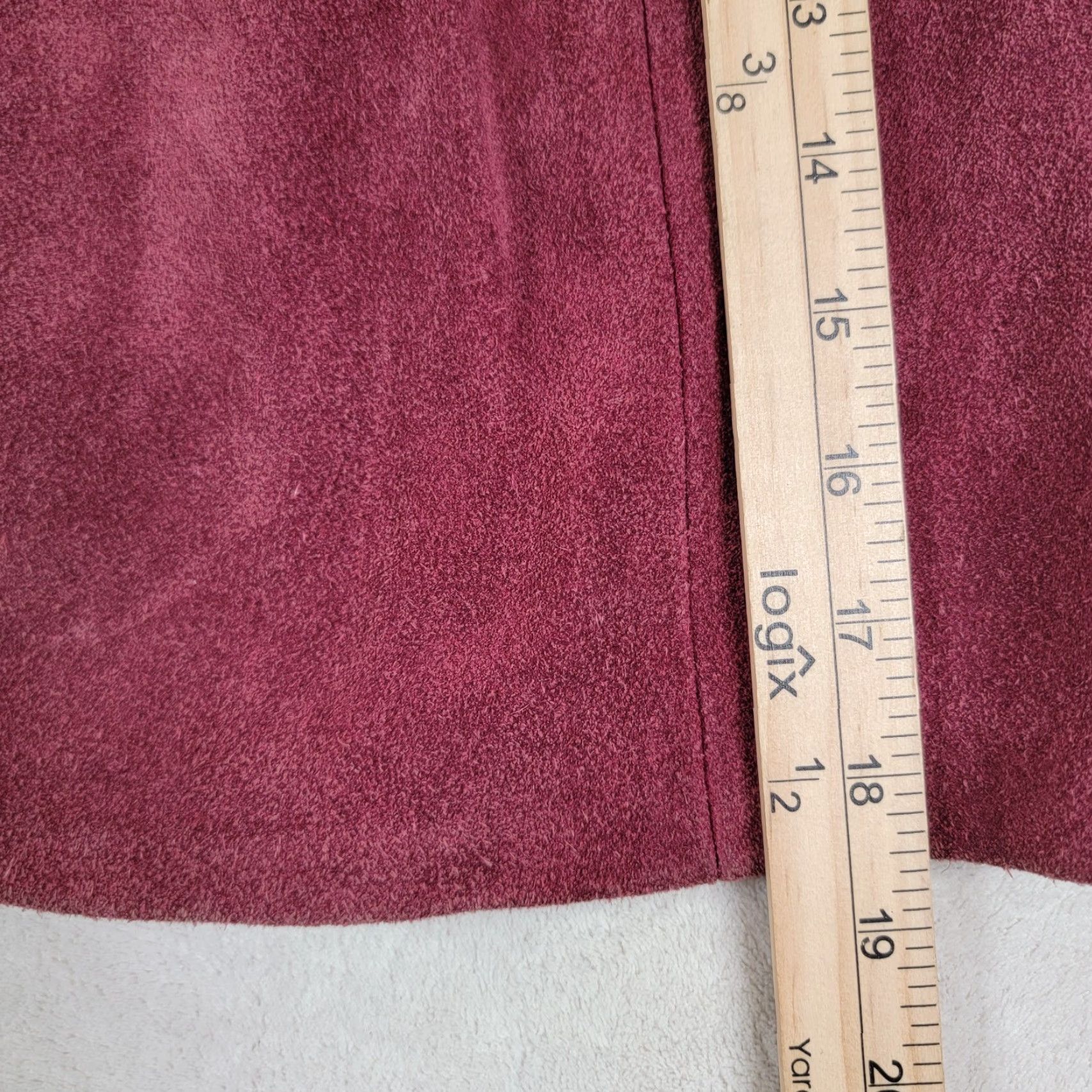 Vintage VINTAGE Jay Jacobs Red Suede Leather Skirt Womens Size 5/6 Midi Skirt Leath­er Zip Winter Fall Spring Casual Business Travel Womens Jet Set Style Size 28" / US 6 / IT 42 - 3 Thumbnail