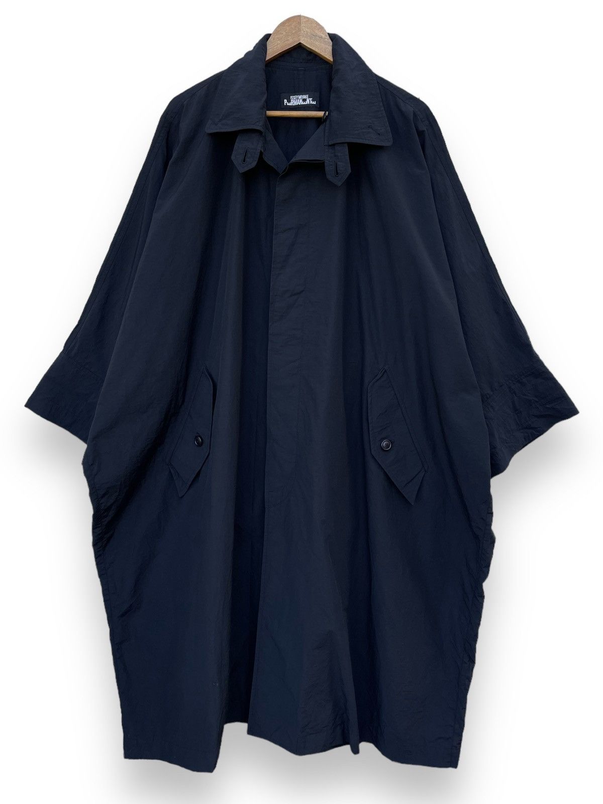 Issey Miyake 🔥A/W 1980'S ISSEY MIYAKE PERMANENTE OVERSIZED COAT JACKET Size US M / EU 48-50 / 2 - 5 Thumbnail