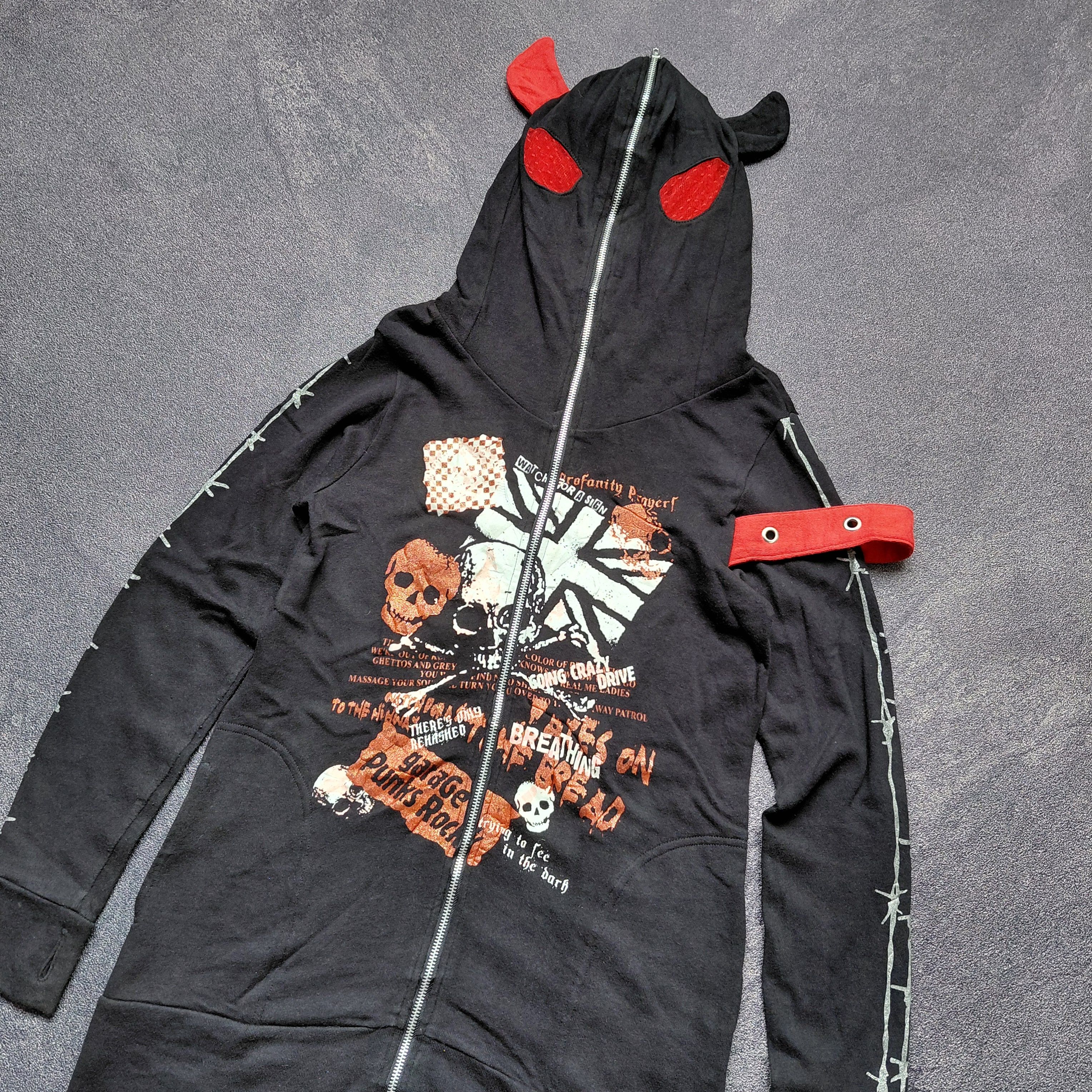 Japanese Brand Vintage Y2k TRPP GIRL Skull Style Punk Hoodie Size US M / EU 48-50 / 2 - 3 Thumbnail
