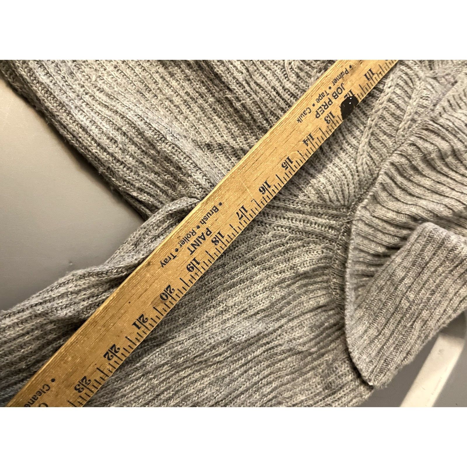 White House Black Market WHBM White House Black Market Sweater Womens Size L Gray Off-The-Shoulder Knit Pullover Long Sleeve Knit Classic Colorful Style Size L / US 10 / IT 46 - 5 Thumbnail
