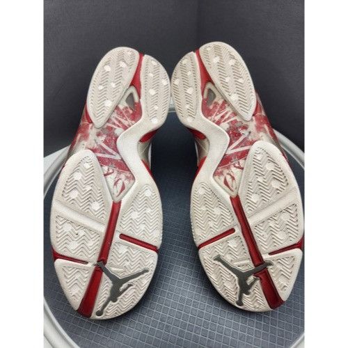 Jordan Brand Air Jordan mens 11.5 Retro 8.0 Retro White Red amazing condi Size US 11.5 / EU 44-45 - 11 Thumbnail