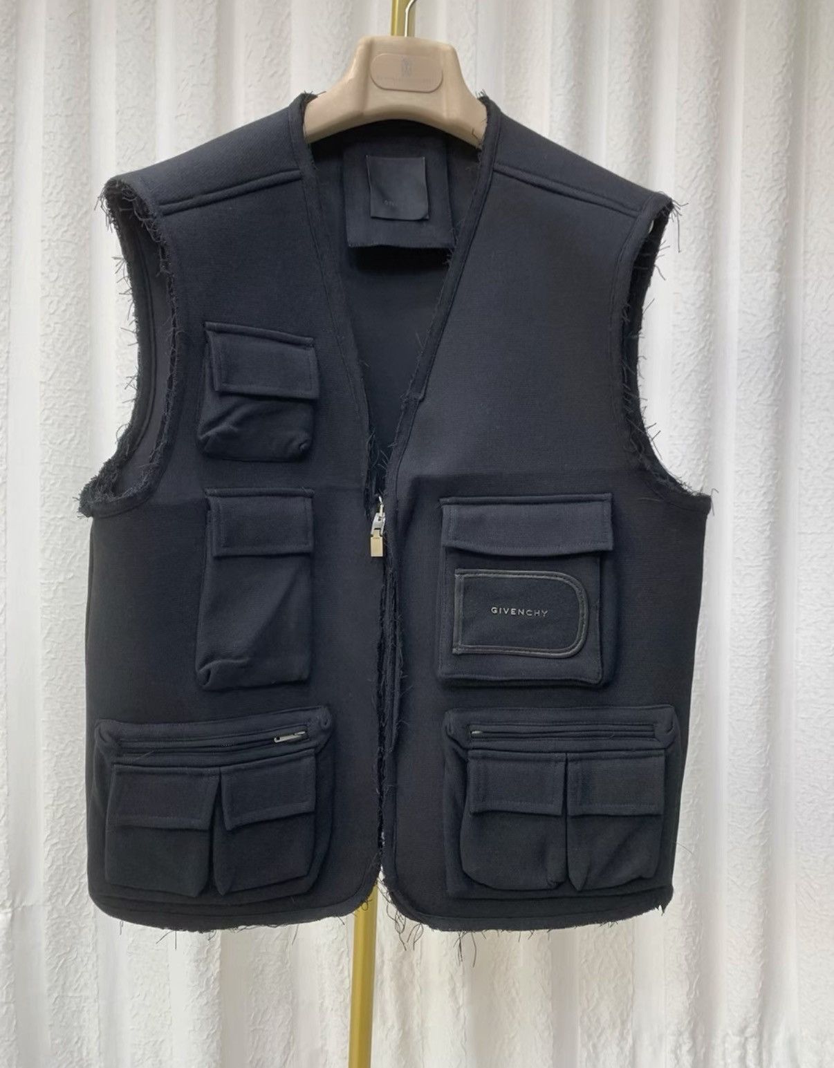 Givenchy GIVENCHY Heavyweight Multi-Pocket Journalist Vest in Black Size US M / EU 48-50 / 2 - 1 Thumbnail