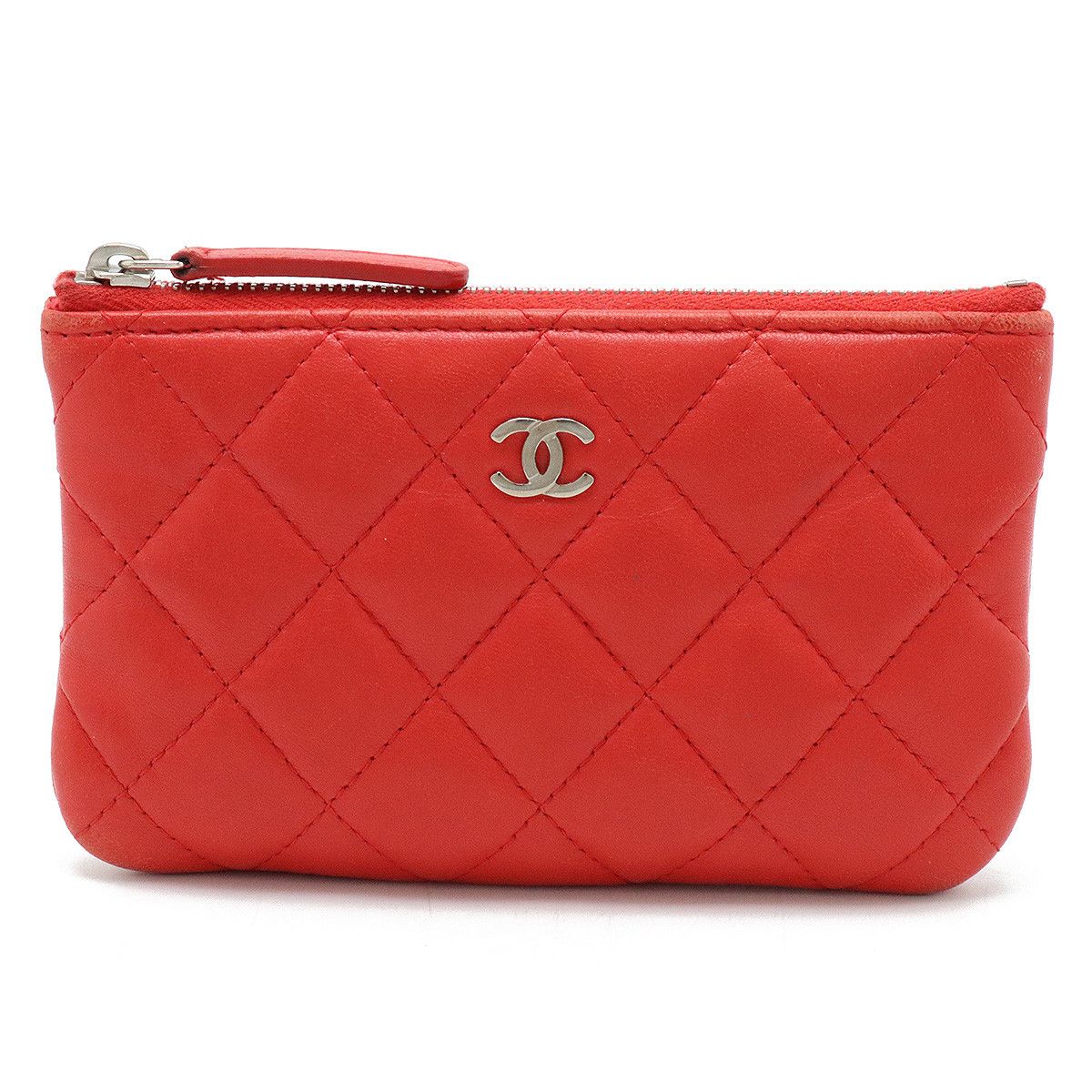 Chanel Chanel Chanel Lambskin Matelasse Mini Pouch Coin Case A82365 Leather Vanity Bag A82365 in Very Good Condition Size ONE SIZE - 1 Thumbnail