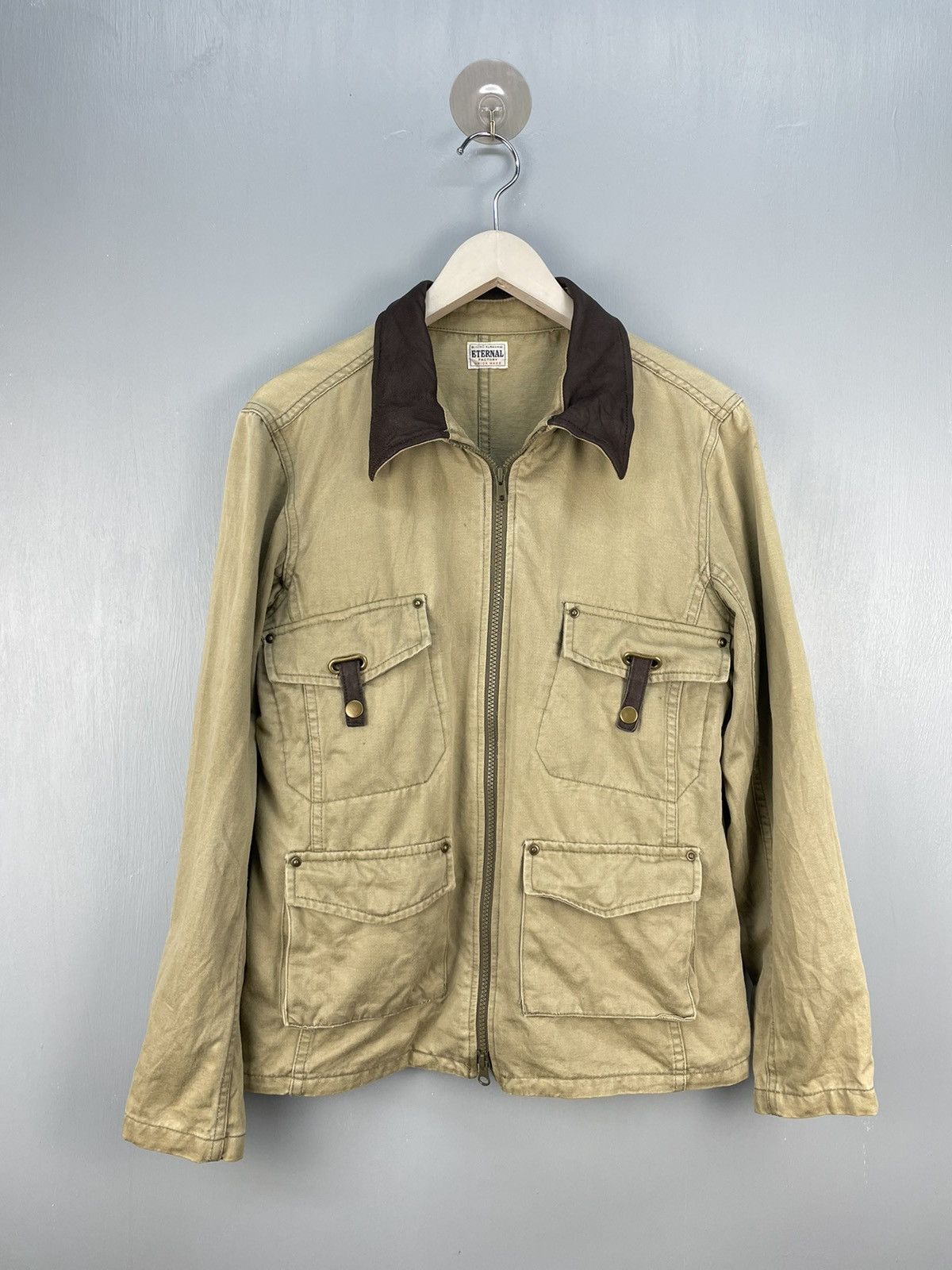image of Eternal 4 Pocket Zip Up Jacket Army Design in Green, Men's (Size Medium)