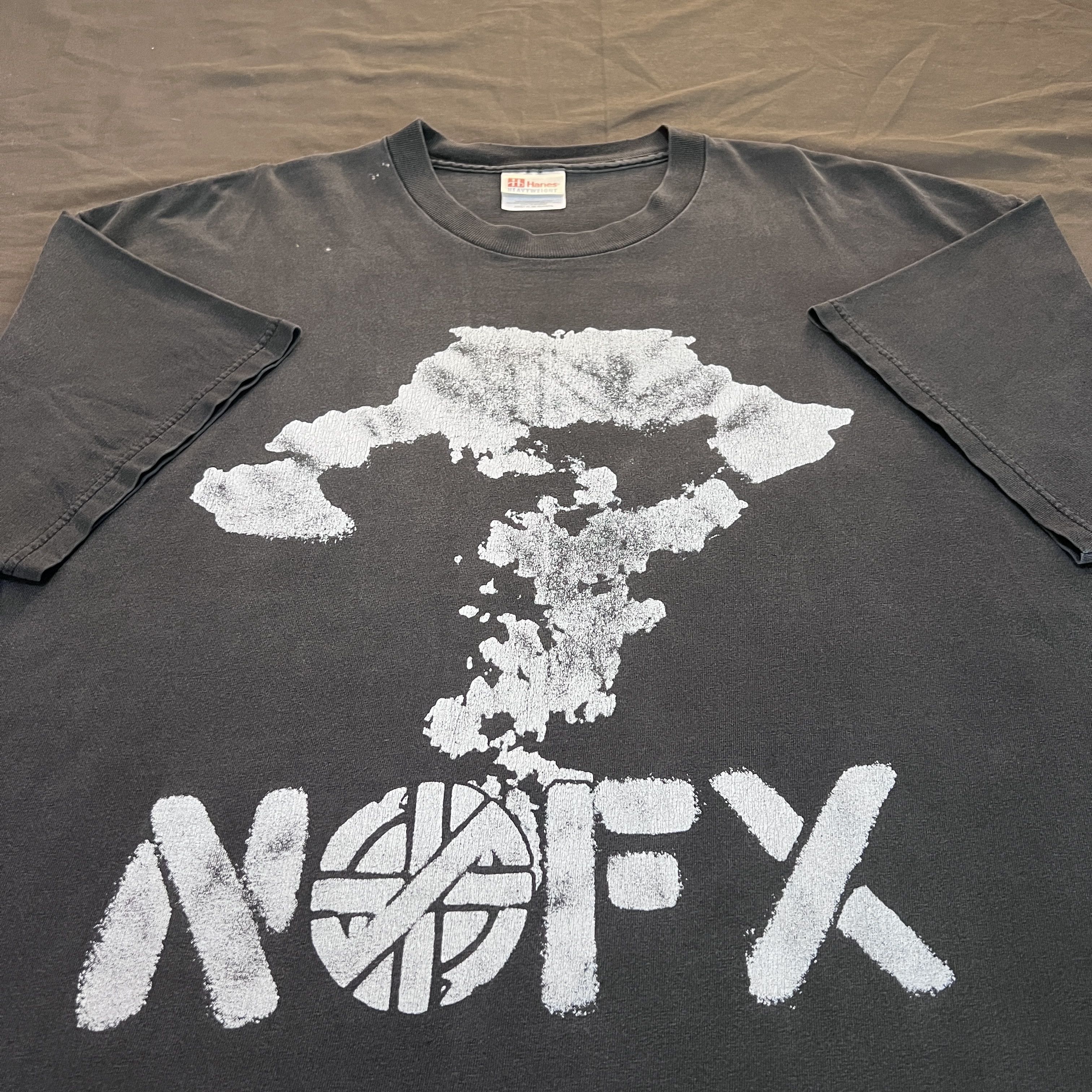 Band Tees × Seditionaries × Vintage Vintage 90s NOFX Crass Logo Atomic Bomb Tee XL Faded Punk Size US XL / EU 56 / 4 - 5 Thumbnail