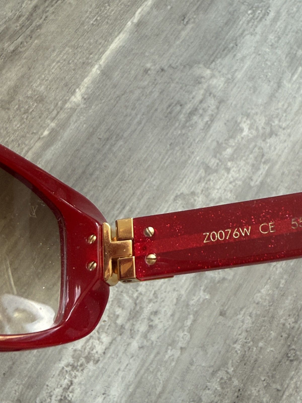 Louis Vuitton Y2K Louis Vuitton Red Sunglasses-Z0076W Size ONE SIZE - 11 Thumbnail