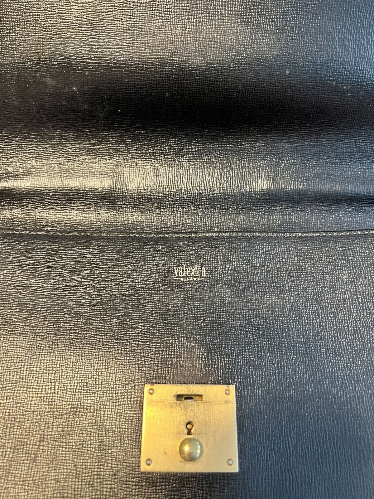 Valextra Very Rare Valextra Leather bag by Italian Designer Handmade Size ONE SIZE - 3 Thumbnail