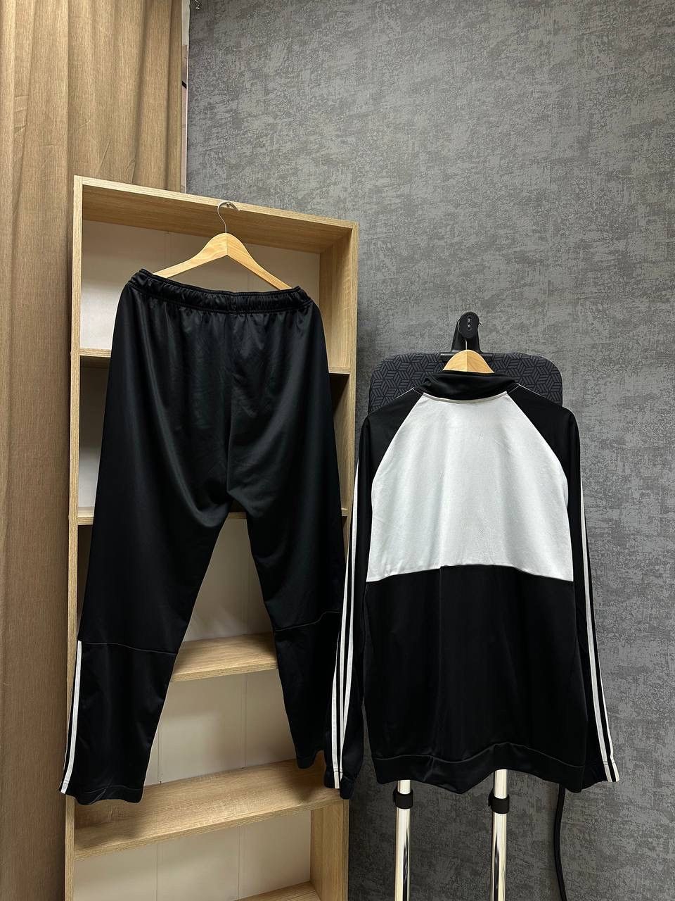 Adidas × Vintage Vintage Adidas Black Sportswear Tracksuit Size US XL / EU 56 / 4 - 13 Thumbnail