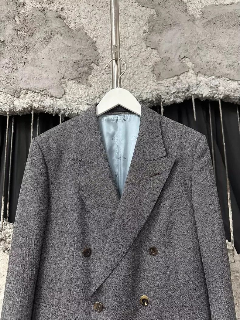 Gucci Gucci DoubleBreasted Suit Jacket Size 48-2505 Size US M / EU 48-50 / 2 - 3 Thumbnail