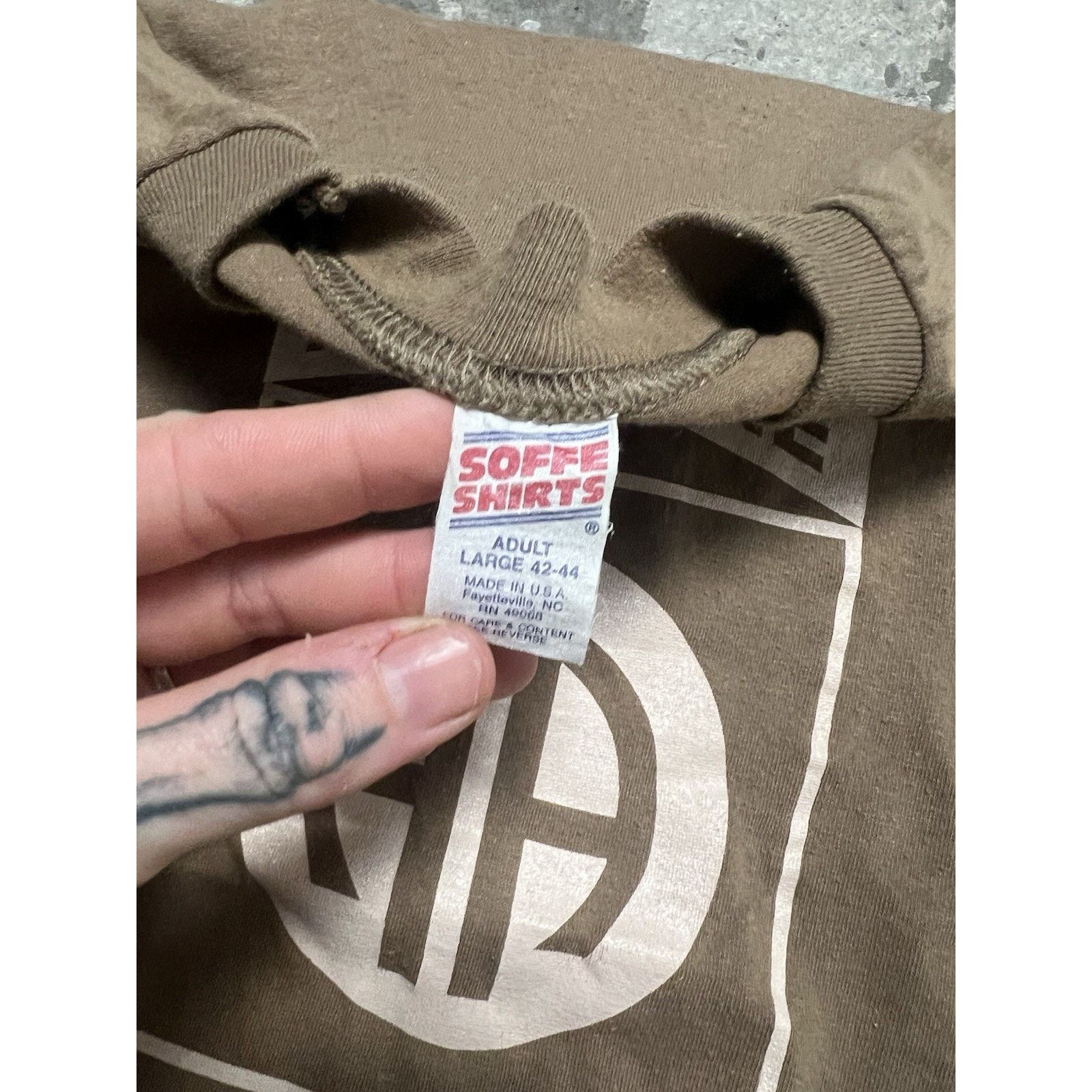 Vintage Rare Vintage No Slack For Iraq Airborne 1990 Shirt 80s 90s Size US L / EU 52-54 / 3 - 5 Thumbnail