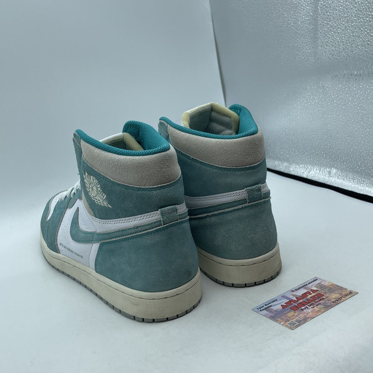Jordan Brand Air Jordan 1 high turbo green Size US 12.5 / EU 45-46 - 4 Thumbnail