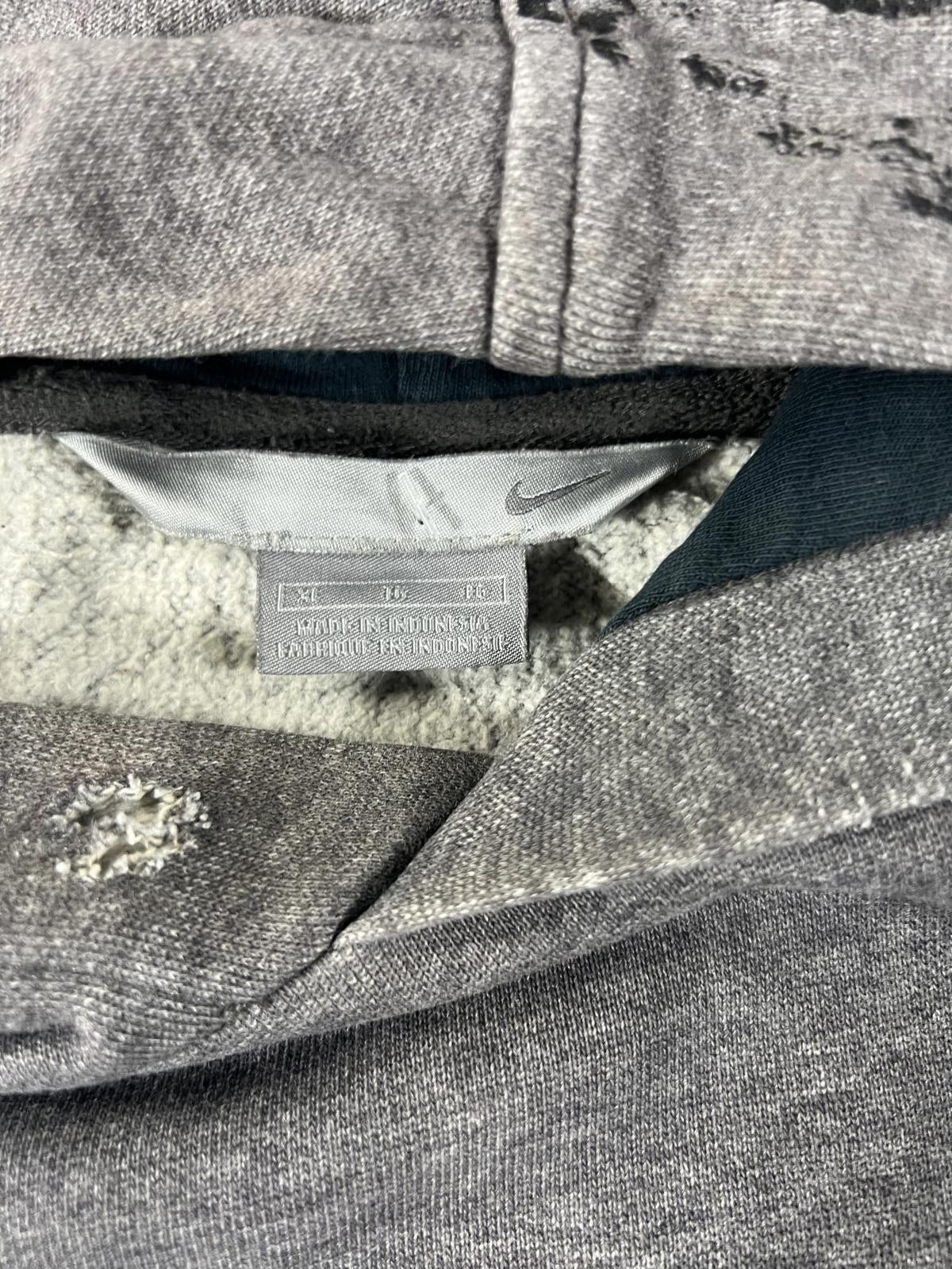 Nike Vintage Nike Grey Hooded Sweatshirt with Front Pocket Size US XL / EU 56 / 4 - 4 Thumbnail