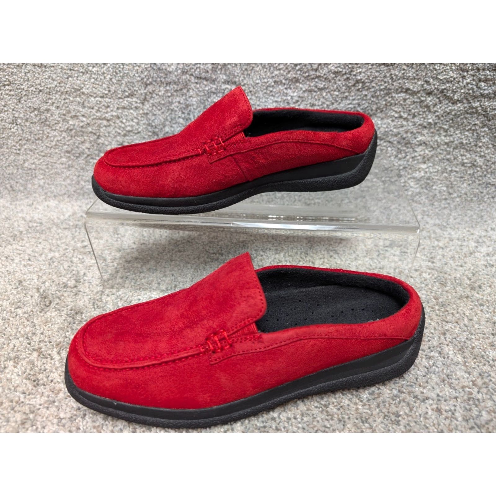 Hush Puppies VINTAGE Hush Puppies Red Suede Loafers Flat Slip On Women 7 Red Retro Loafer Comfort Quiet Luxury Grandmacore Womens Size US 7 / IT 37 - 2 Thumbnail