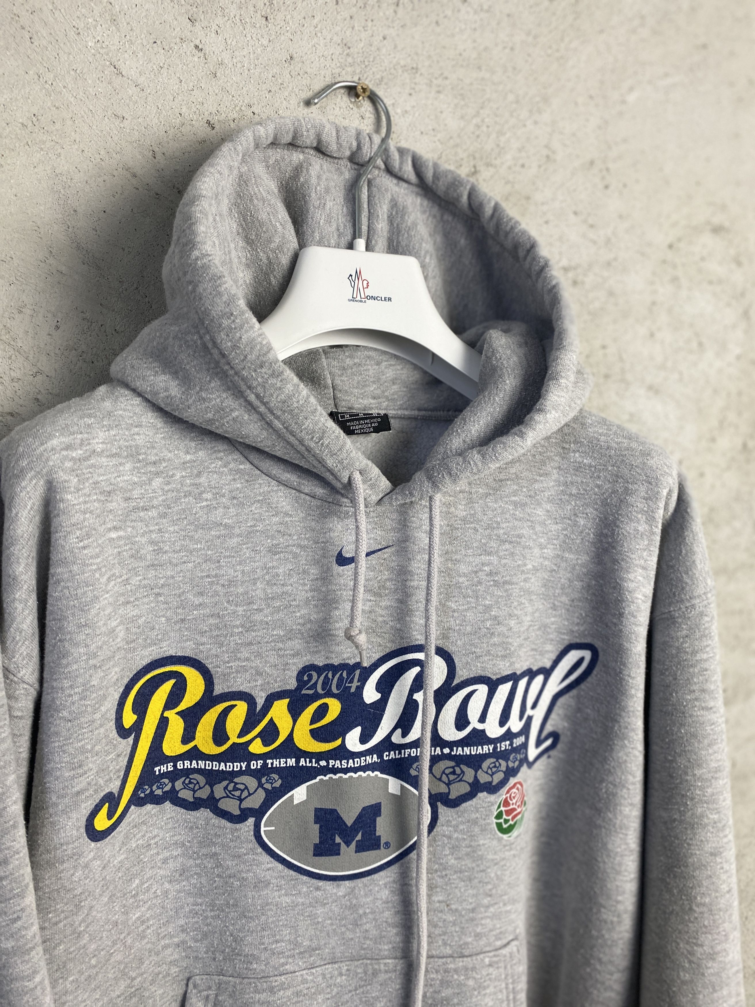 Nike Nike 2004 Rose Bowl sweatshirt crewneck center swoosh Size US M / EU 48-50 / 2 - 2 Thumbnail