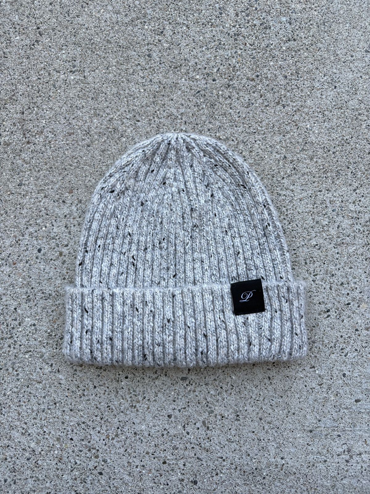 Pacsun Brand New Pacsun Light Fog Grey Snow/Ski Knitted Beanie Size ONE SIZE - 1 Thumbnail