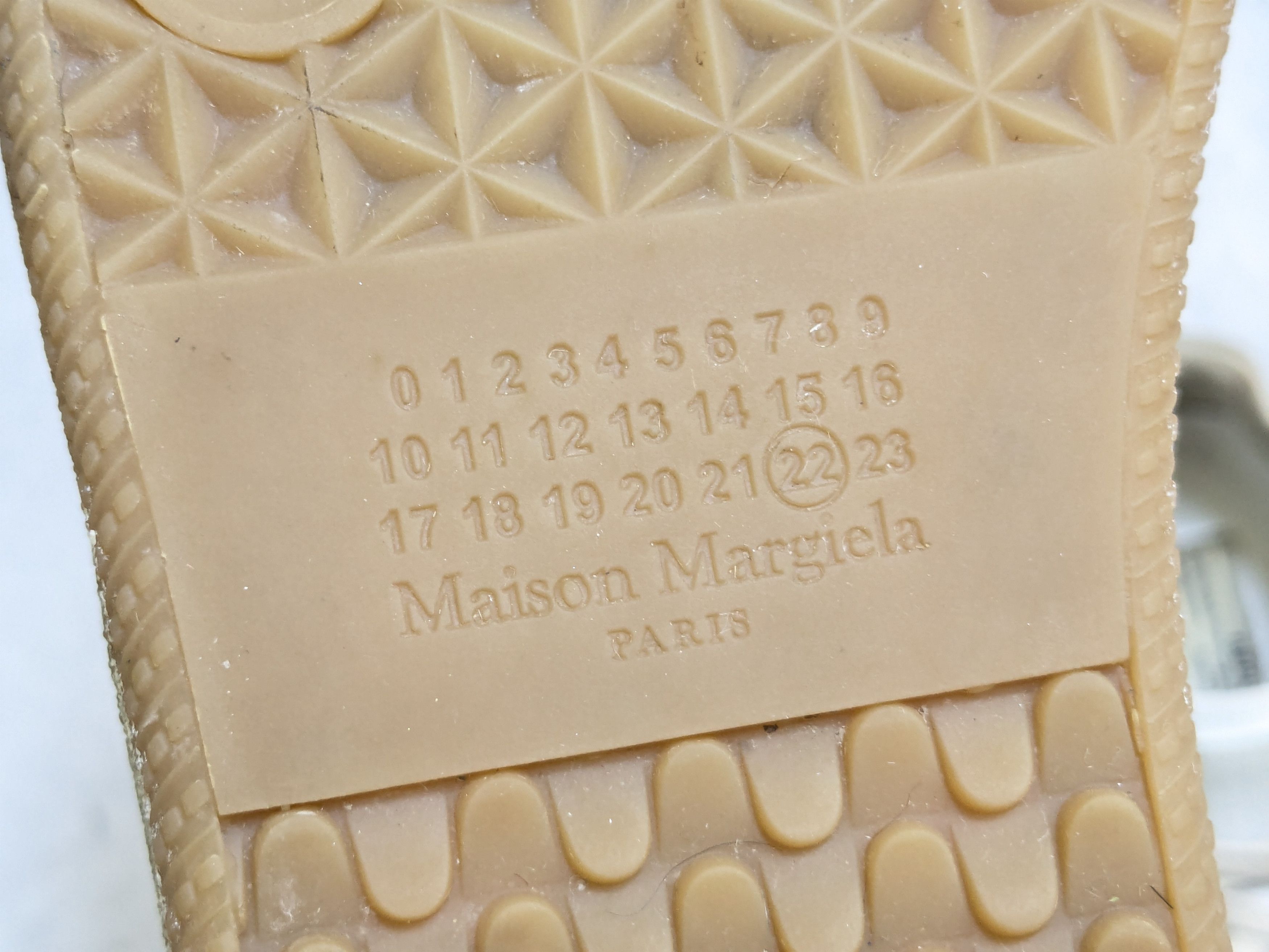Maison Margiela Maison Margiela Replica GAT White Gray 7 40 Gum Low Size US 7 / EU 40 - 20 Thumbnail