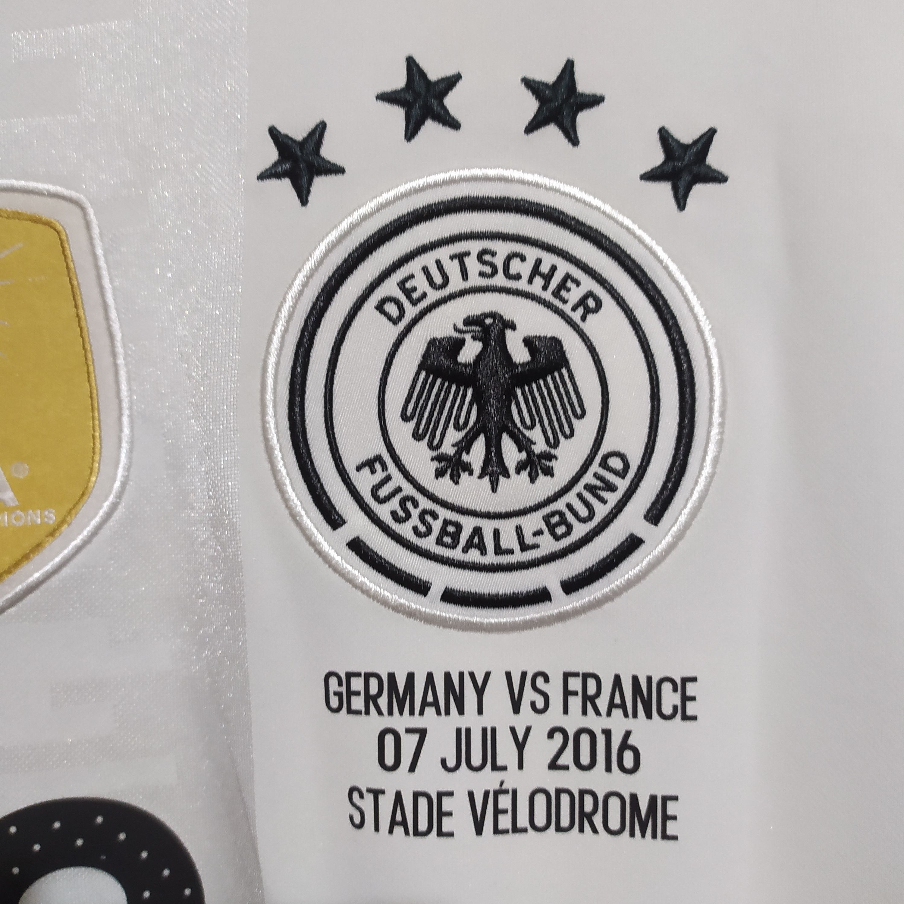Adidas Adidas x Germany 2016 #18 Kroos Home Jersey Shirt Size US M / EU 48-50 / 2 - 7 Thumbnail
