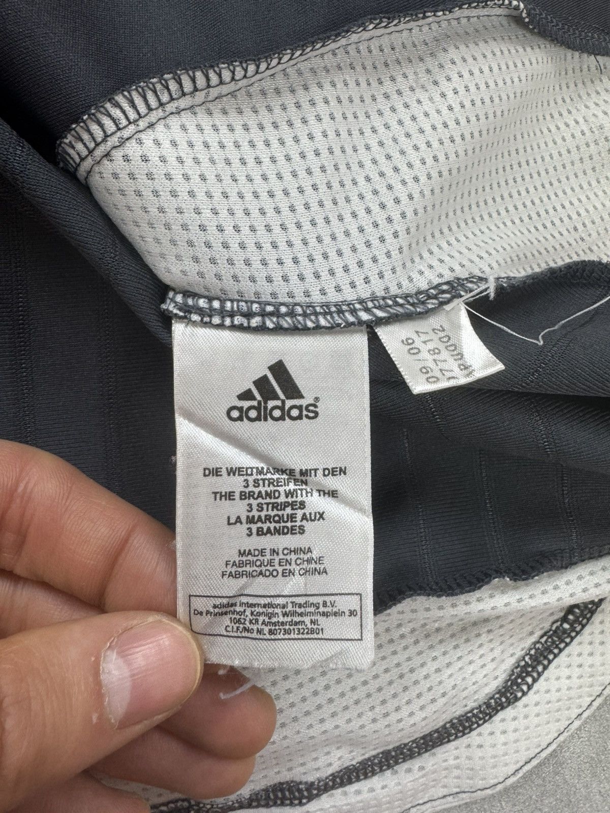 Vintage Real Madrid 2006 training sleeveless jersey Formotion Adidas Size US XXL / EU 58 / 5 - 9 Thumbnail